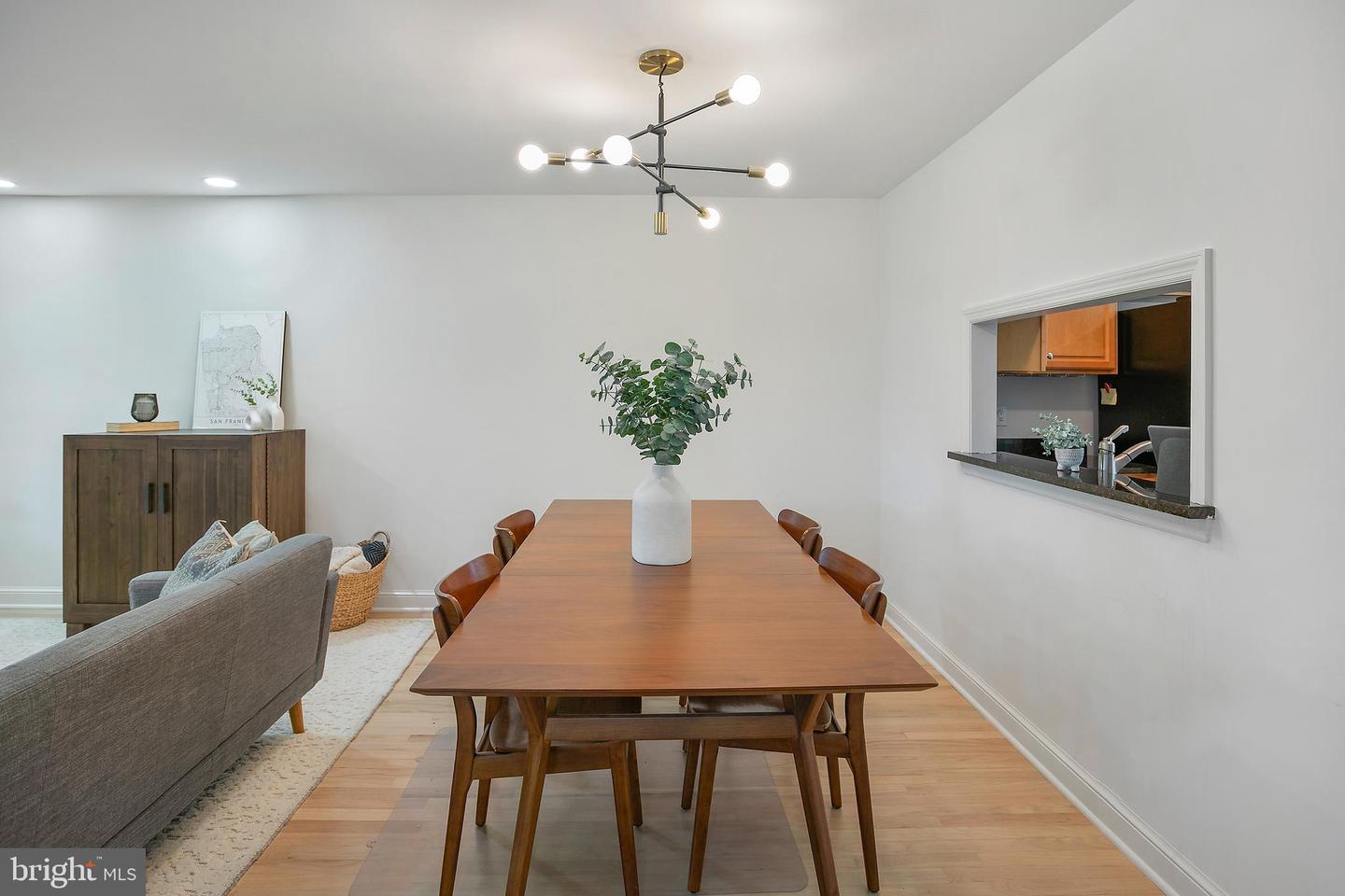 3811 USHER CT, ALEXANDRIA, Virginia 22304, 3 Bedrooms Bedrooms, ,2 BathroomsBathrooms,Residential,For sale,3811 USHER CT,VAAX2050668 MLS # VAAX2050668