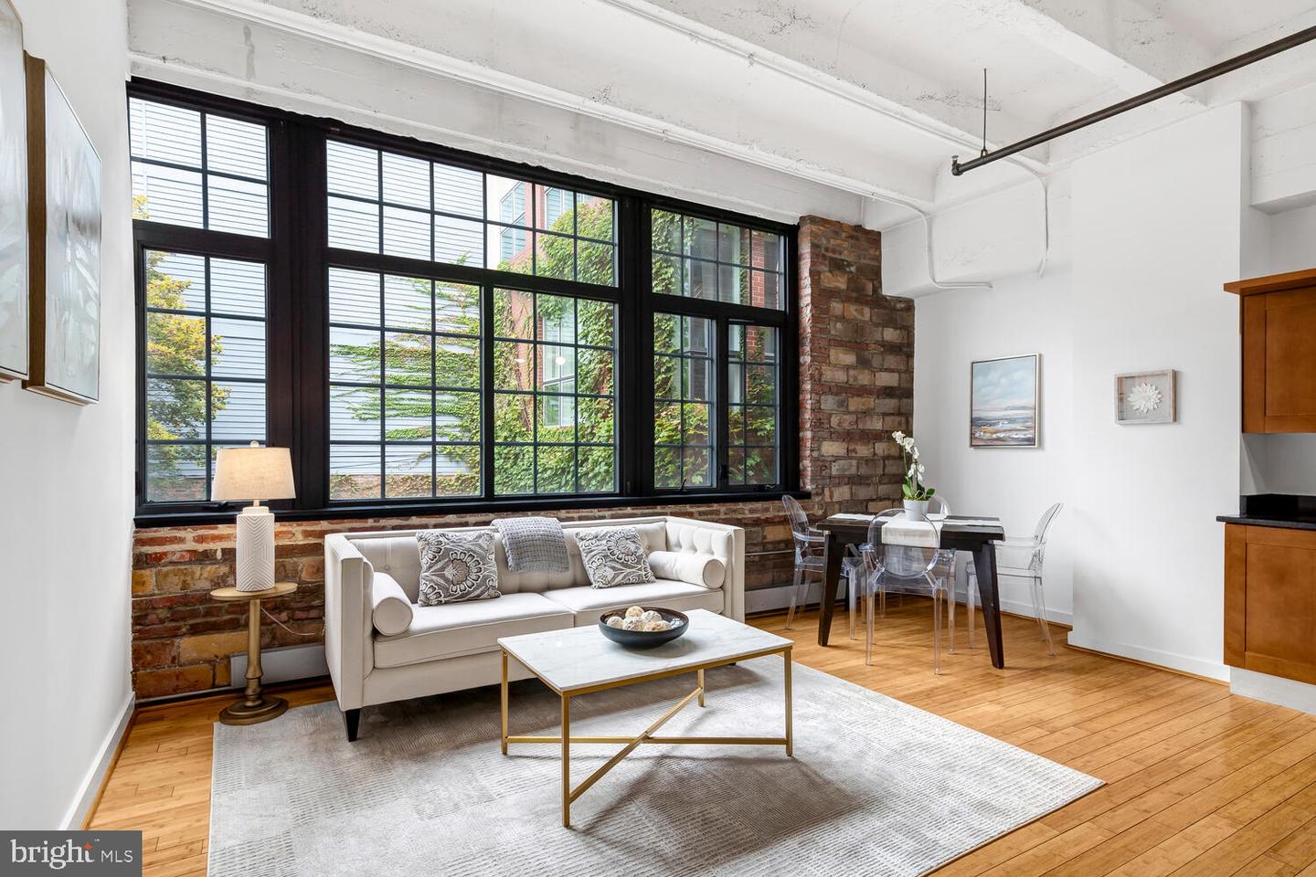 1401 CHURCH ST NW #306, WASHINGTON, District Of Columbia 20005, 2 Bedrooms Bedrooms, ,2 BathroomsBathrooms,Residential,For sale,1401 CHURCH ST NW #306,DCDC2226228 MLS # DCDC2226228
