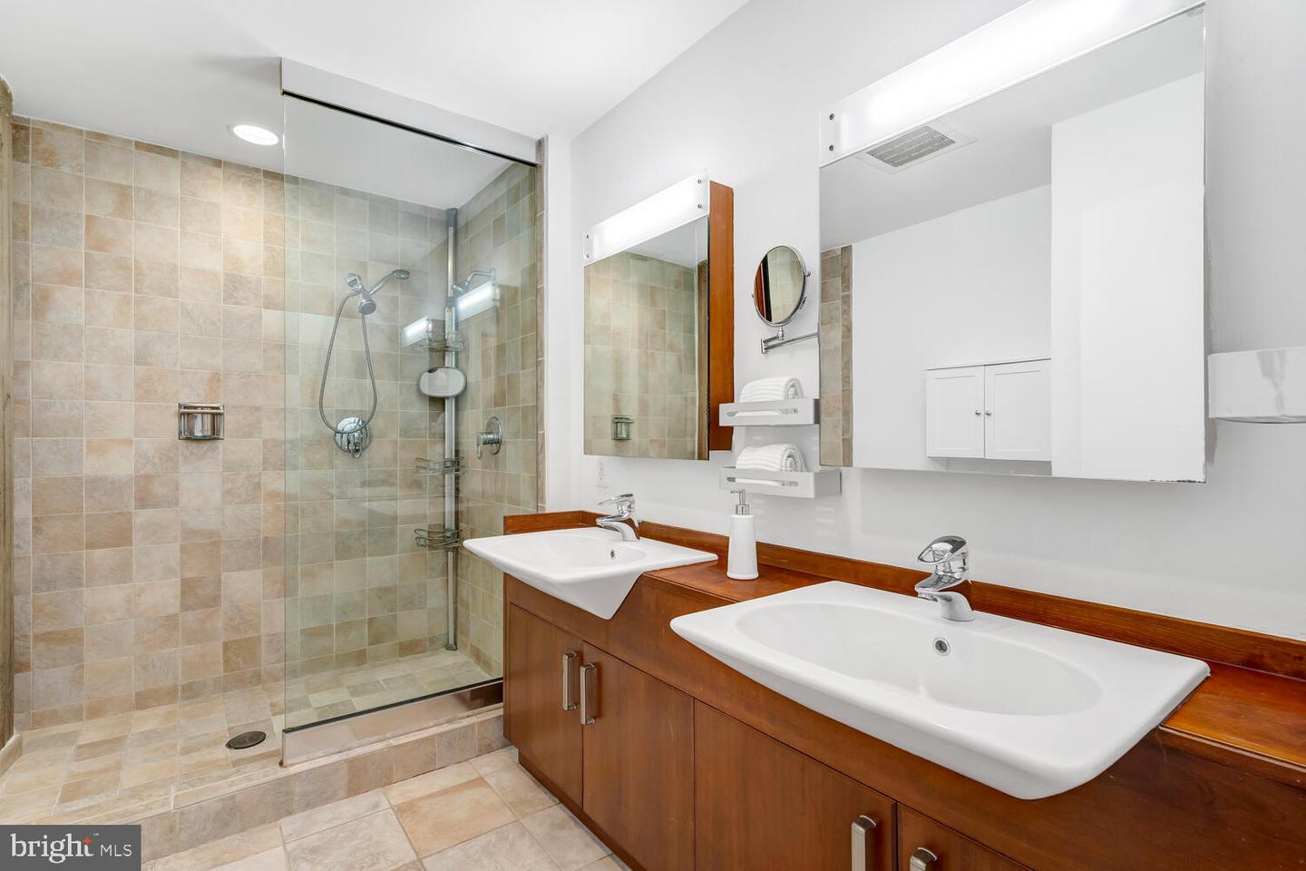 1401 CHURCH ST NW #306, WASHINGTON, District Of Columbia 20005, 2 Bedrooms Bedrooms, ,2 BathroomsBathrooms,Residential,For sale,1401 CHURCH ST NW #306,DCDC2226228 MLS # DCDC2226228