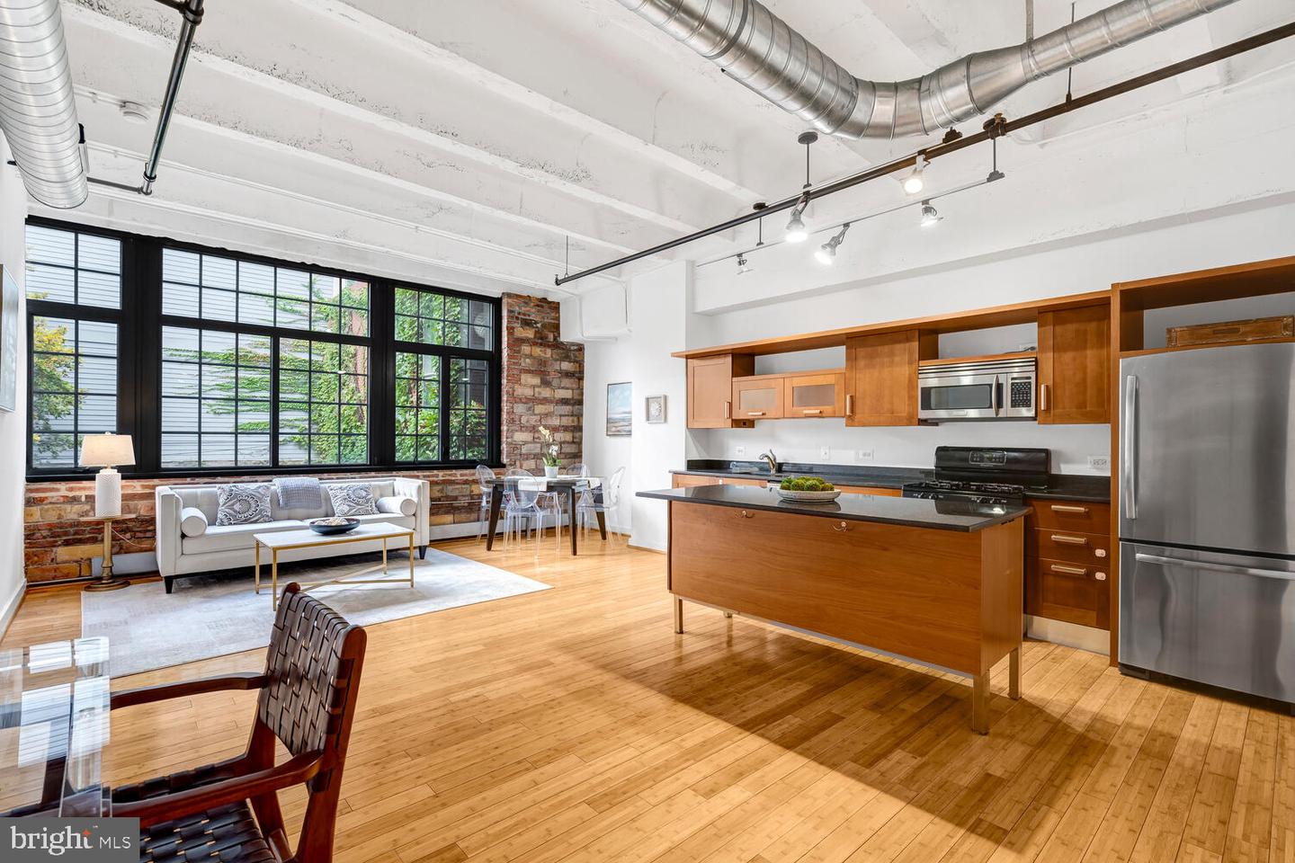 1401 CHURCH ST NW #306, WASHINGTON, District Of Columbia 20005, 2 Bedrooms Bedrooms, ,2 BathroomsBathrooms,Residential,For sale,1401 CHURCH ST NW #306,DCDC2226228 MLS # DCDC2226228
