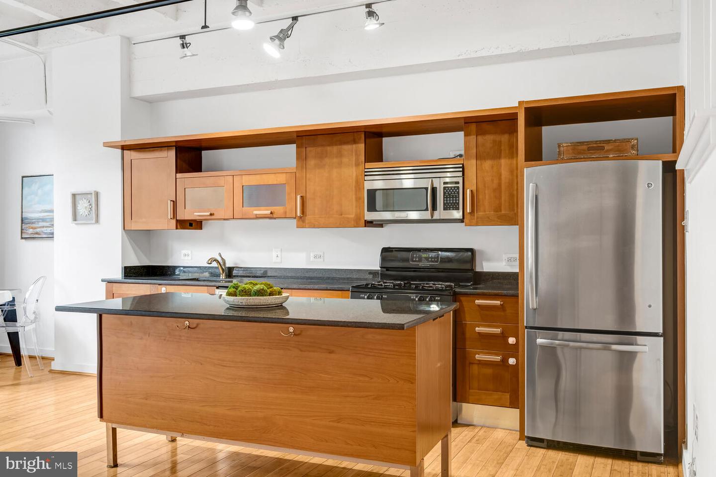 1401 CHURCH ST NW #306, WASHINGTON, District Of Columbia 20005, 2 Bedrooms Bedrooms, ,2 BathroomsBathrooms,Residential,For sale,1401 CHURCH ST NW #306,DCDC2226228 MLS # DCDC2226228