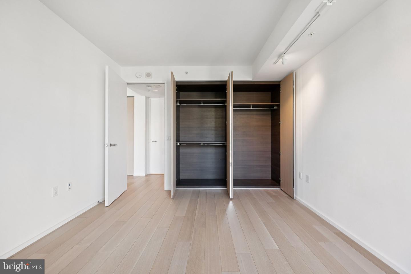 925 H ST NW #903, WASHINGTON, District Of Columbia 20001, 2 Bedrooms Bedrooms, ,2 BathroomsBathrooms,Residential,For sale,925 H ST NW #903,DCDC2226250 MLS # DCDC2226250