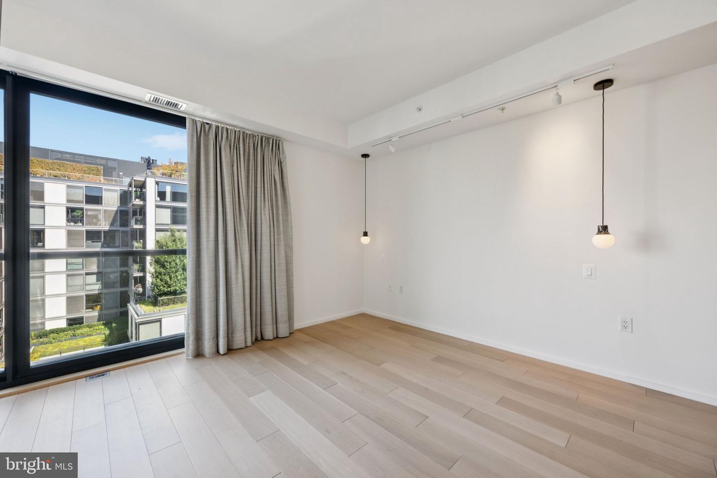 925 H ST NW #903, WASHINGTON, District Of Columbia 20001, 2 Bedrooms Bedrooms, ,2 BathroomsBathrooms,Residential,For sale,925 H ST NW #903,DCDC2226250 MLS # DCDC2226250