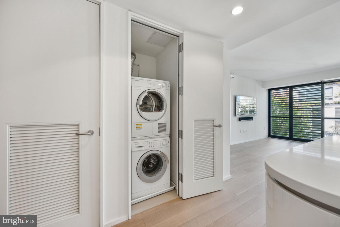 925 H ST NW #903, WASHINGTON, District Of Columbia 20001, 2 Bedrooms Bedrooms, ,2 BathroomsBathrooms,Residential,For sale,925 H ST NW #903,DCDC2226250 MLS # DCDC2226250