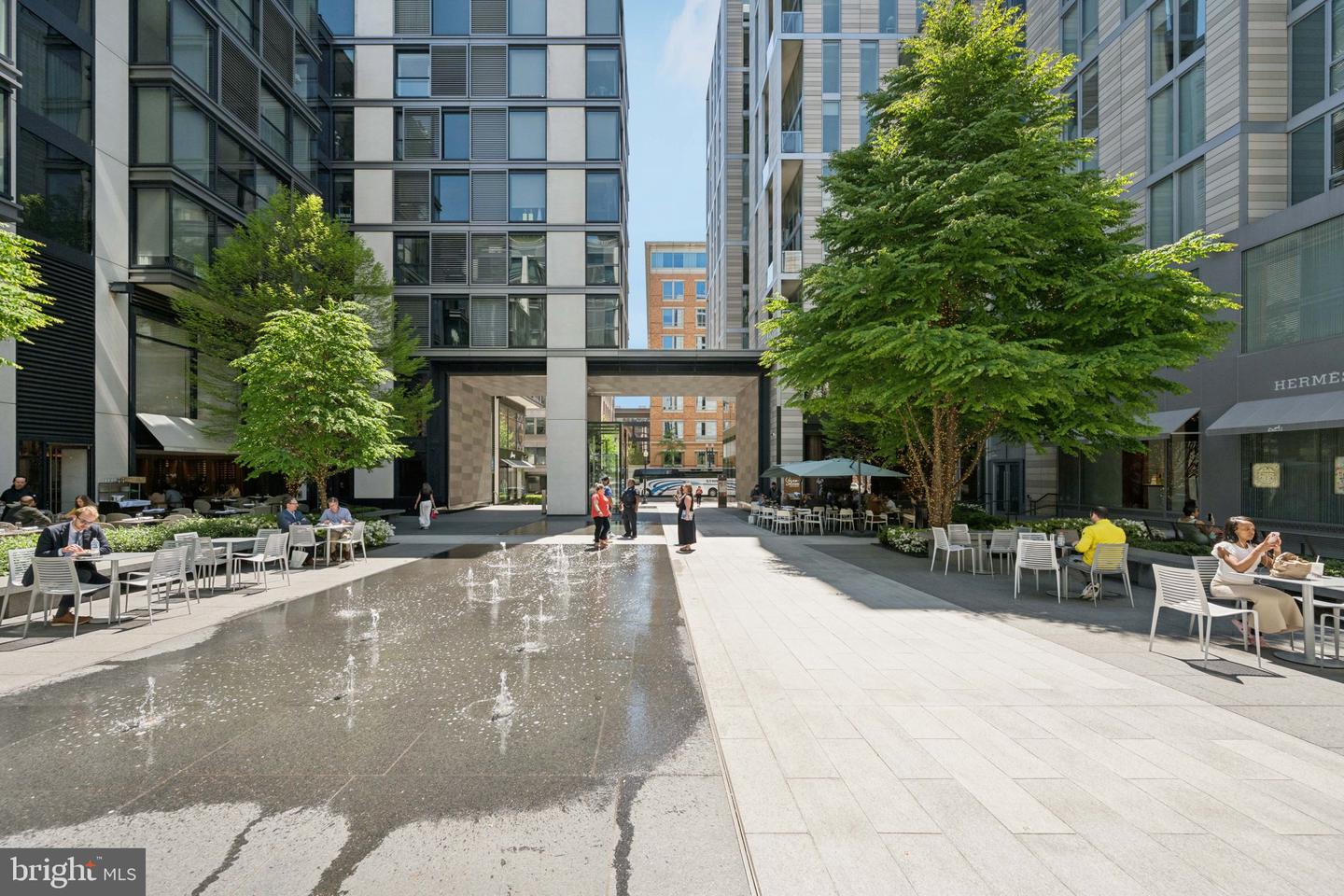 925 H ST NW #903, WASHINGTON, District Of Columbia 20001, 2 Bedrooms Bedrooms, ,2 BathroomsBathrooms,Residential,For sale,925 H ST NW #903,DCDC2226250 MLS # DCDC2226250