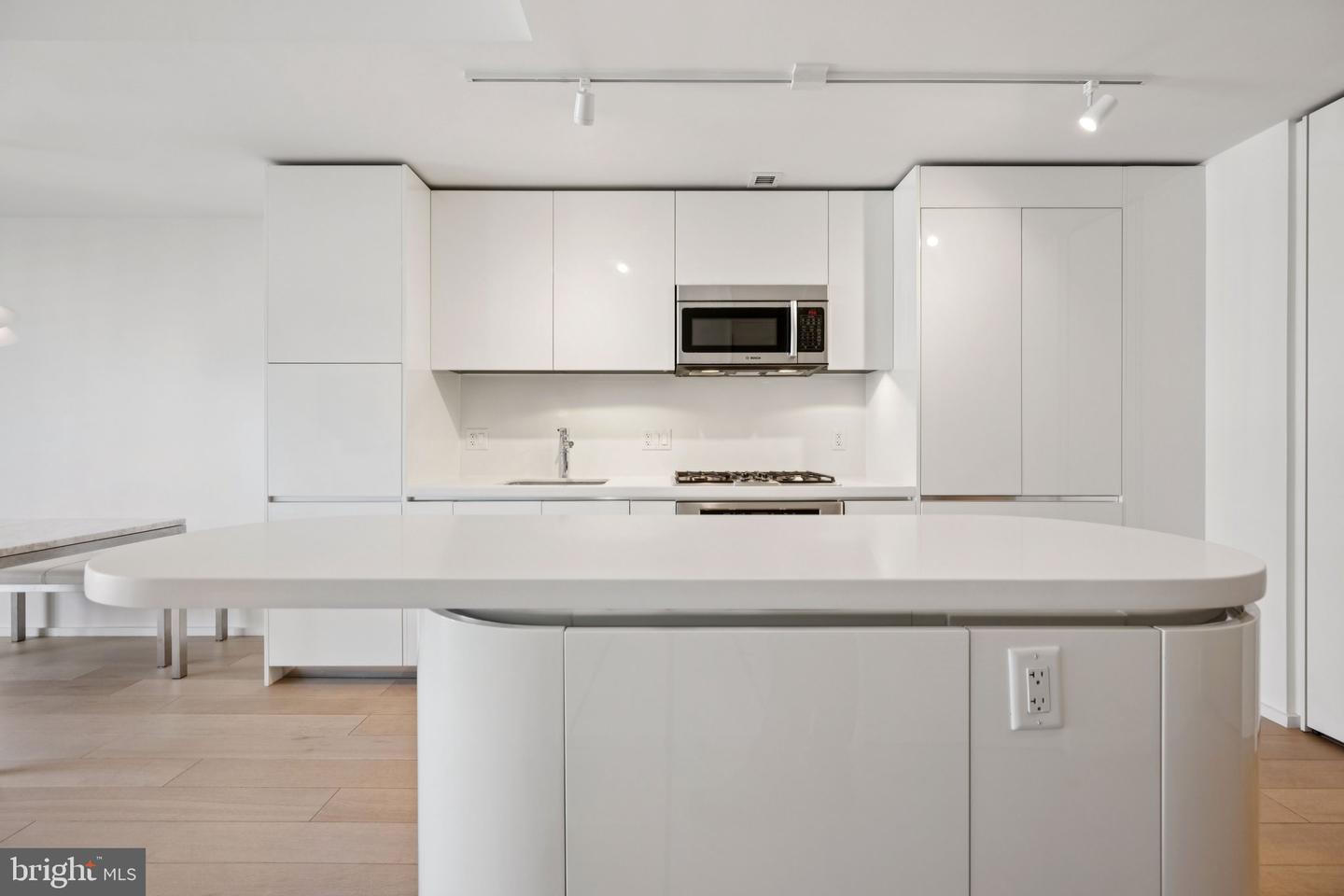 925 H ST NW #903, WASHINGTON, District Of Columbia 20001, 2 Bedrooms Bedrooms, ,2 BathroomsBathrooms,Residential,For sale,925 H ST NW #903,DCDC2226250 MLS # DCDC2226250
