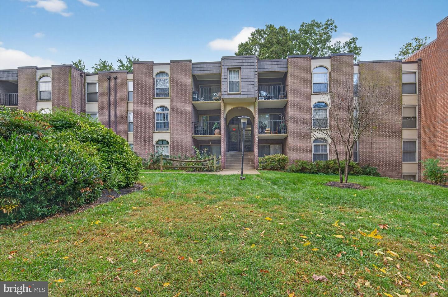 8310 TOBIN RD #23, ANNANDALE, Virginia 22003, 2 Bedrooms Bedrooms, ,1 BathroomBathrooms,Residential,For sale,8310 TOBIN RD #23,VAFX2273518 MLS # VAFX2273518