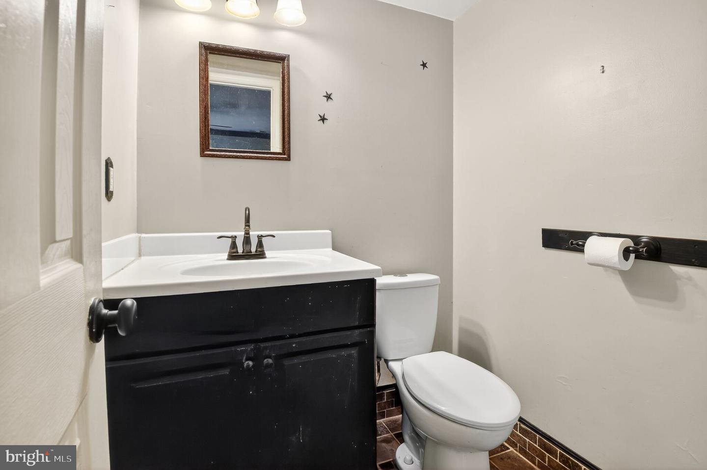 8310 TOBIN RD #23, ANNANDALE, Virginia 22003, 2 Bedrooms Bedrooms, ,1 BathroomBathrooms,Residential,For sale,8310 TOBIN RD #23,VAFX2273518 MLS # VAFX2273518