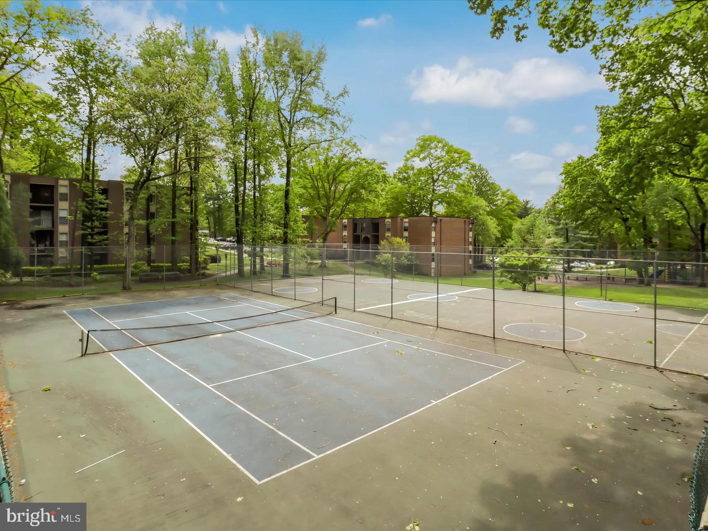 8310 TOBIN RD #23, ANNANDALE, Virginia 22003, 2 Bedrooms Bedrooms, ,1 BathroomBathrooms,Residential,For sale,8310 TOBIN RD #23,VAFX2273518 MLS # VAFX2273518