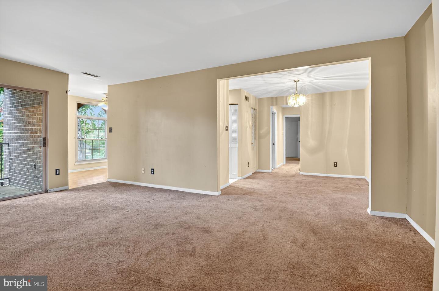 8310 TOBIN RD #23, ANNANDALE, Virginia 22003, 2 Bedrooms Bedrooms, ,1 BathroomBathrooms,Residential,For sale,8310 TOBIN RD #23,VAFX2273518 MLS # VAFX2273518