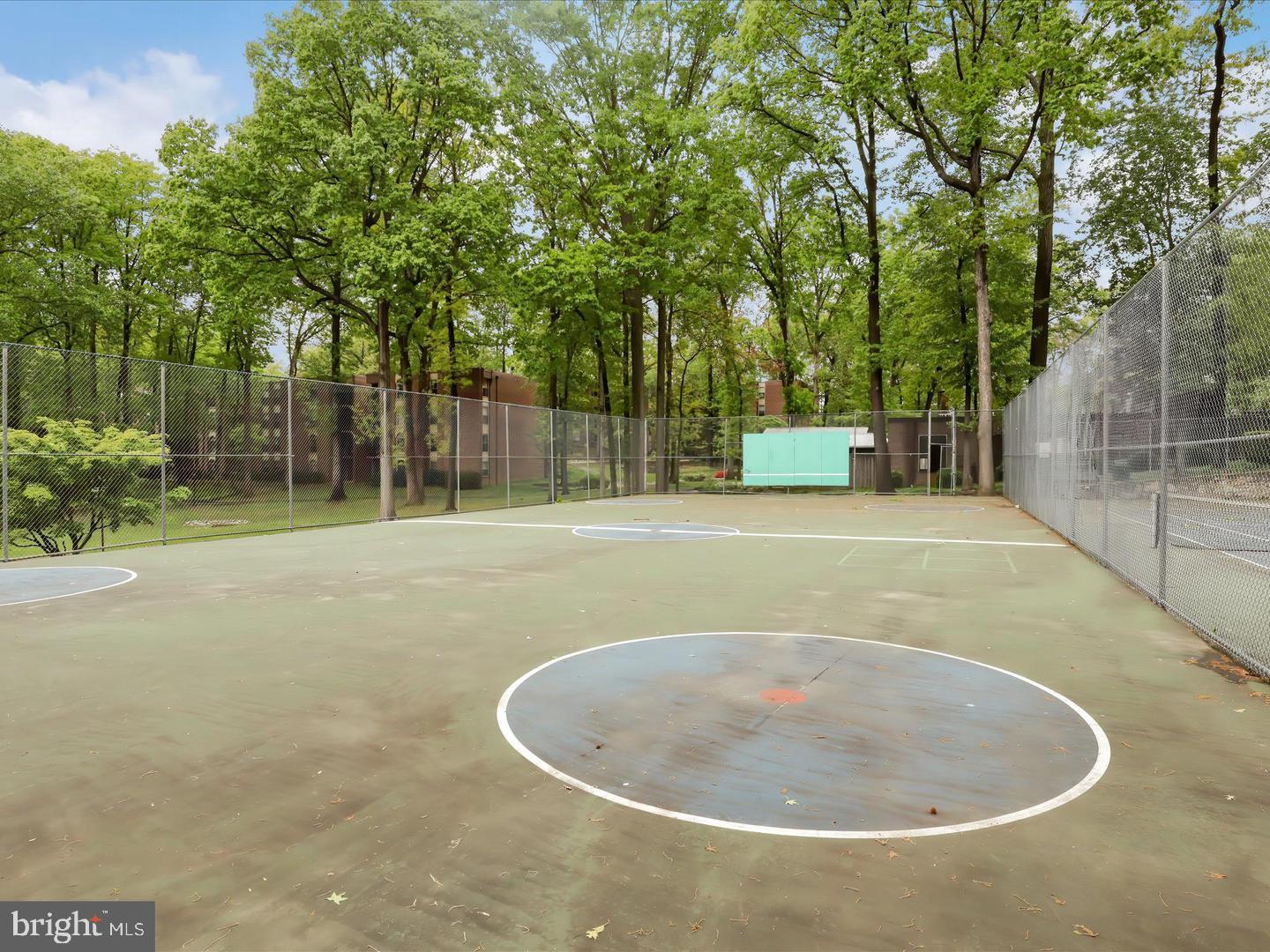8310 TOBIN RD #23, ANNANDALE, Virginia 22003, 2 Bedrooms Bedrooms, ,1 BathroomBathrooms,Residential,For sale,8310 TOBIN RD #23,VAFX2273518 MLS # VAFX2273518