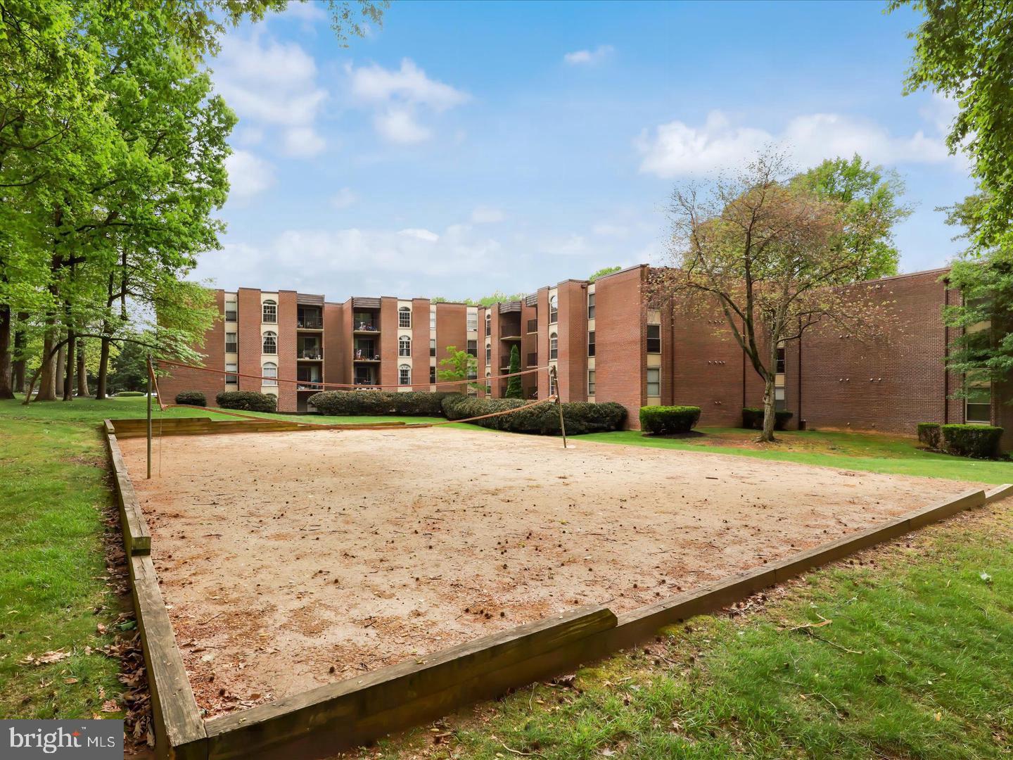 8310 TOBIN RD #23, ANNANDALE, Virginia 22003, 2 Bedrooms Bedrooms, ,1 BathroomBathrooms,Residential,For sale,8310 TOBIN RD #23,VAFX2273518 MLS # VAFX2273518
