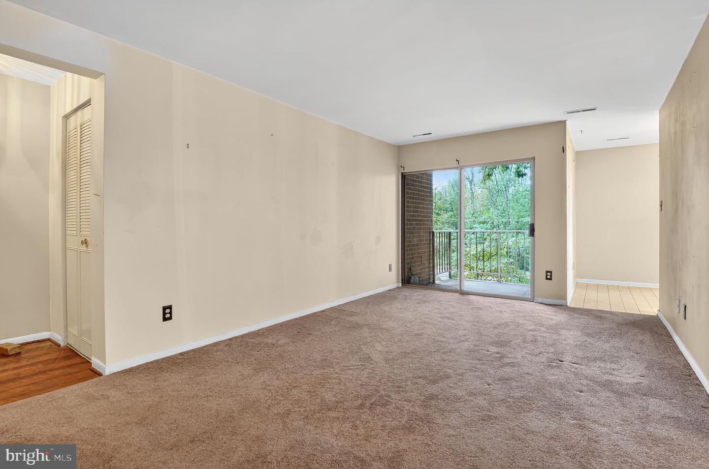 8310 TOBIN RD #23, ANNANDALE, Virginia 22003, 2 Bedrooms Bedrooms, ,1 BathroomBathrooms,Residential,For sale,8310 TOBIN RD #23,VAFX2273518 MLS # VAFX2273518