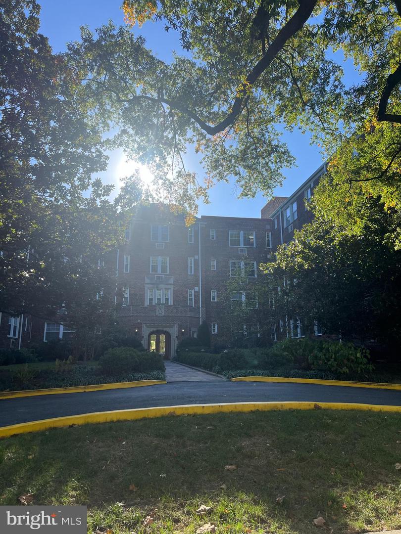 3051 IDAHO AVE NW #119, WASHINGTON, District Of Columbia 20016, 1 Bedroom Bedrooms, ,1 BathroomBathrooms,Residential,For sale,3051 IDAHO AVE NW #119,DCDC2226344 MLS # DCDC2226344