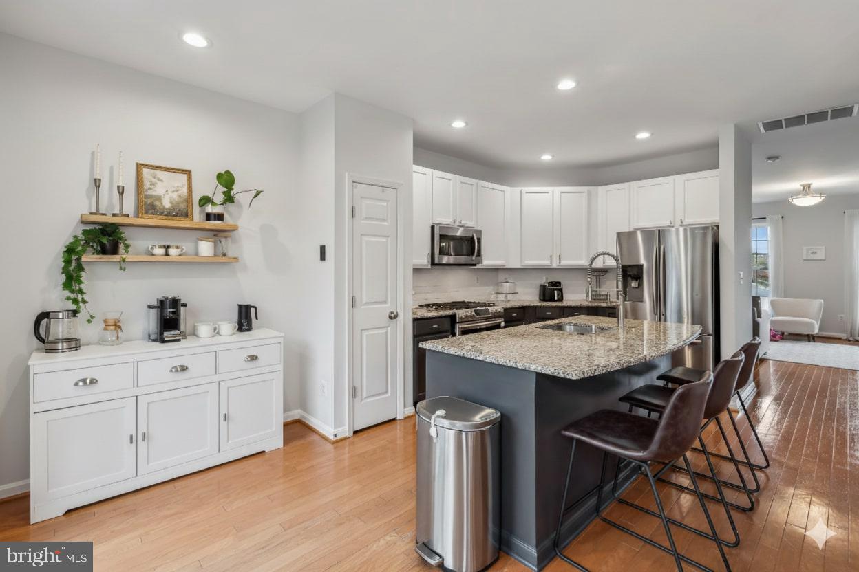 44289 SUSCON SQ, ASHBURN, Virginia 20147, 3 Bedrooms Bedrooms, ,2 BathroomsBathrooms,Residential,For sale,44289 SUSCON SQ,VALO2108404 MLS # VALO2108404