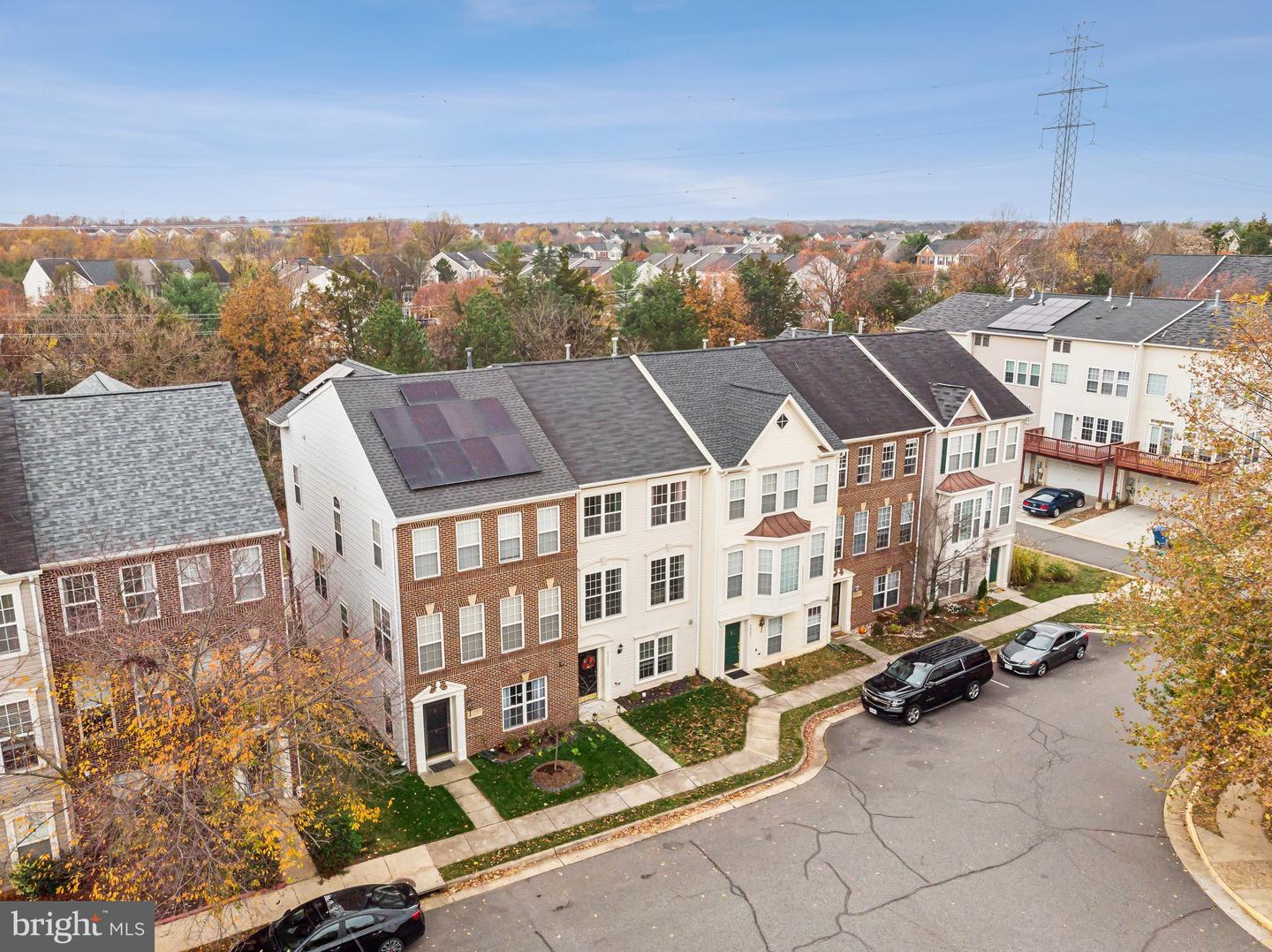 44289 SUSCON SQ, ASHBURN, Virginia 20147, 3 Bedrooms Bedrooms, ,2 BathroomsBathrooms,Residential,For sale,44289 SUSCON SQ,VALO2108404 MLS # VALO2108404
