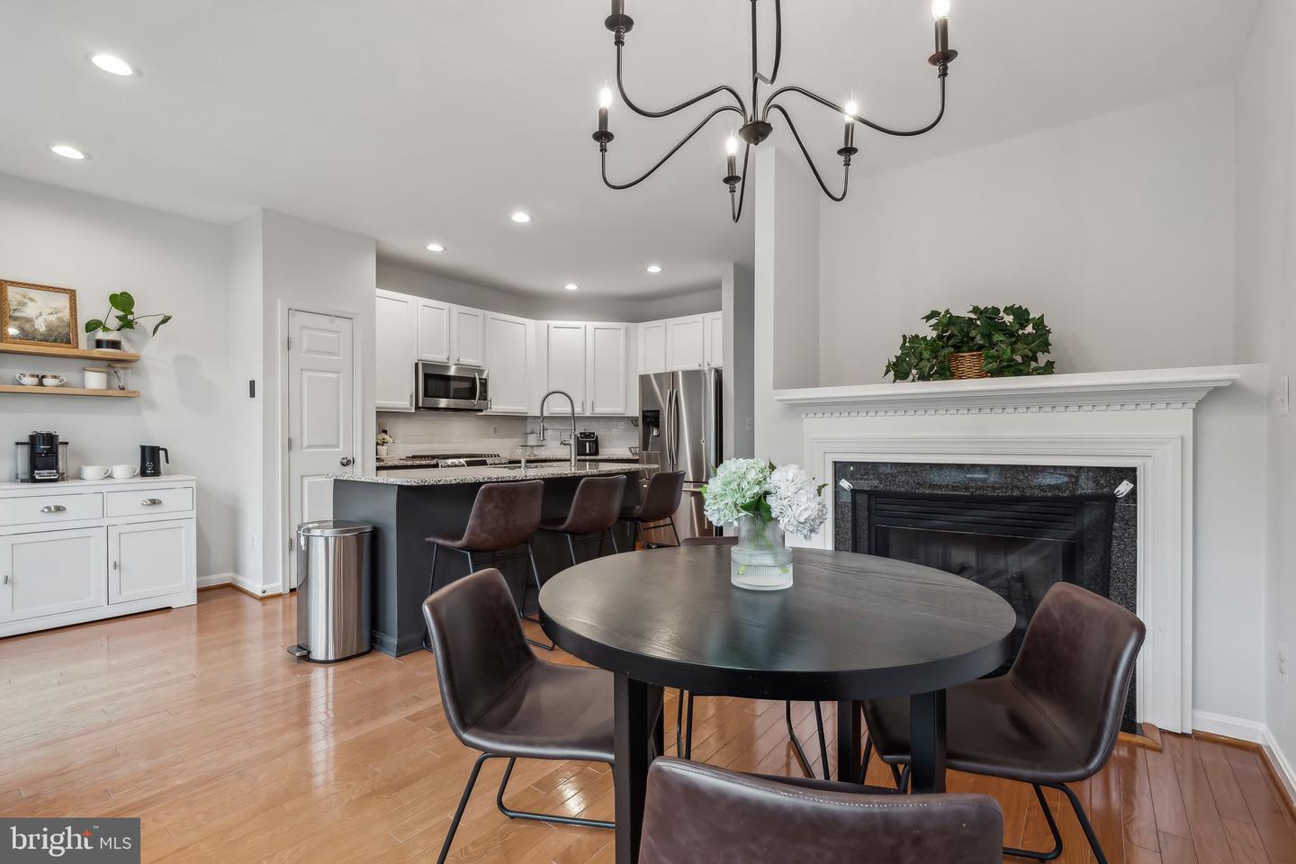 44289 SUSCON SQ, ASHBURN, Virginia 20147, 3 Bedrooms Bedrooms, ,2 BathroomsBathrooms,Residential,For sale,44289 SUSCON SQ,VALO2108404 MLS # VALO2108404