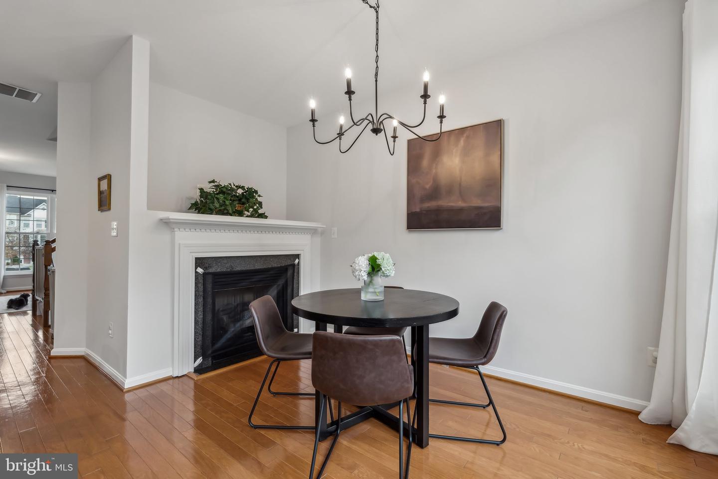 44289 SUSCON SQ, ASHBURN, Virginia 20147, 3 Bedrooms Bedrooms, ,2 BathroomsBathrooms,Residential,For sale,44289 SUSCON SQ,VALO2108404 MLS # VALO2108404