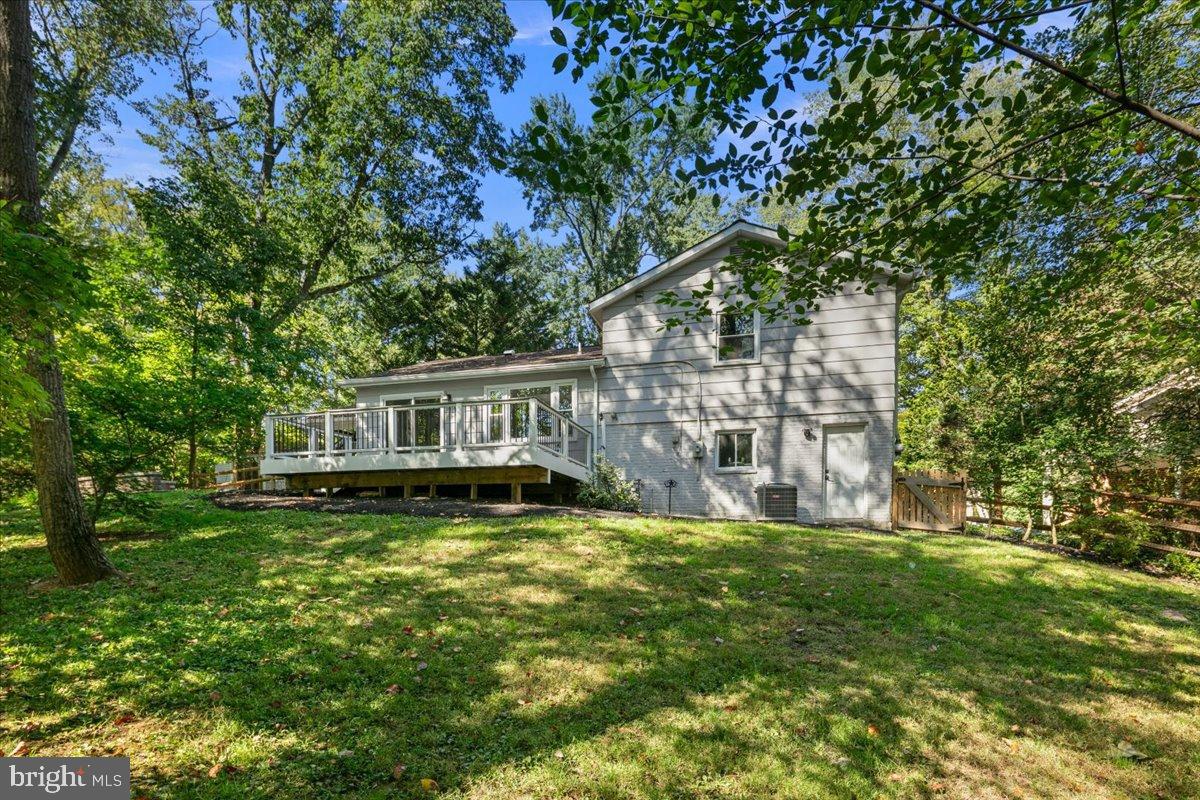 9515 STEVEBROOK RD, FAIRFAX, Virginia 22032, 3 Bedrooms Bedrooms, 10 Rooms Rooms,3 BathroomsBathrooms,Residential,For sale,9515 STEVEBROOK RD,VAFX2273236 MLS # VAFX2273236