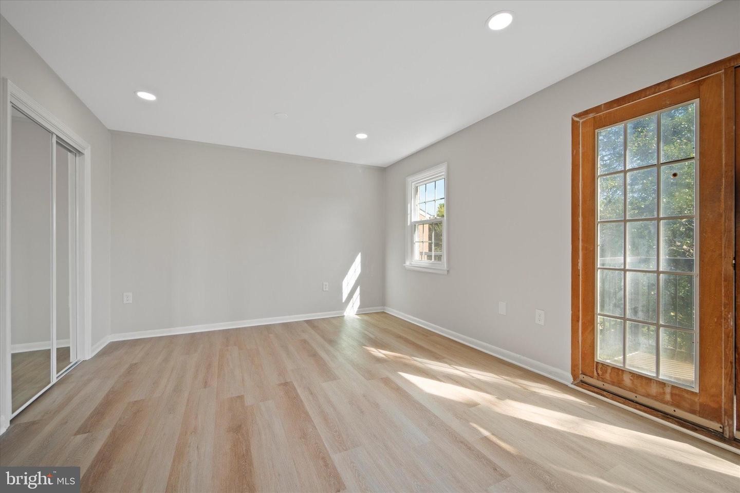 9491 FAIRFAX BLVD #303, FAIRFAX, Virginia 22031, 1 Bedroom Bedrooms, 2 Rooms Rooms,1 BathroomBathrooms,Residential,For sale,9491 FAIRFAX BLVD #303,VAFC2007150 MLS # VAFC2007150