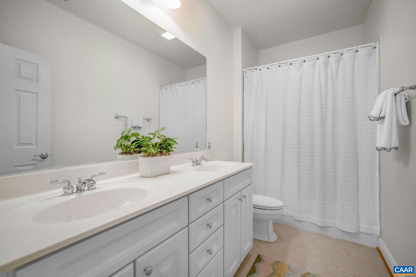 4405 REDWOOD LN, EARLYSVILLE, Virginia 22936, 5 Bedrooms Bedrooms, ,6 BathroomsBathrooms,Residential,For sale,4405 REDWOOD LN,669764 MLS # 669764