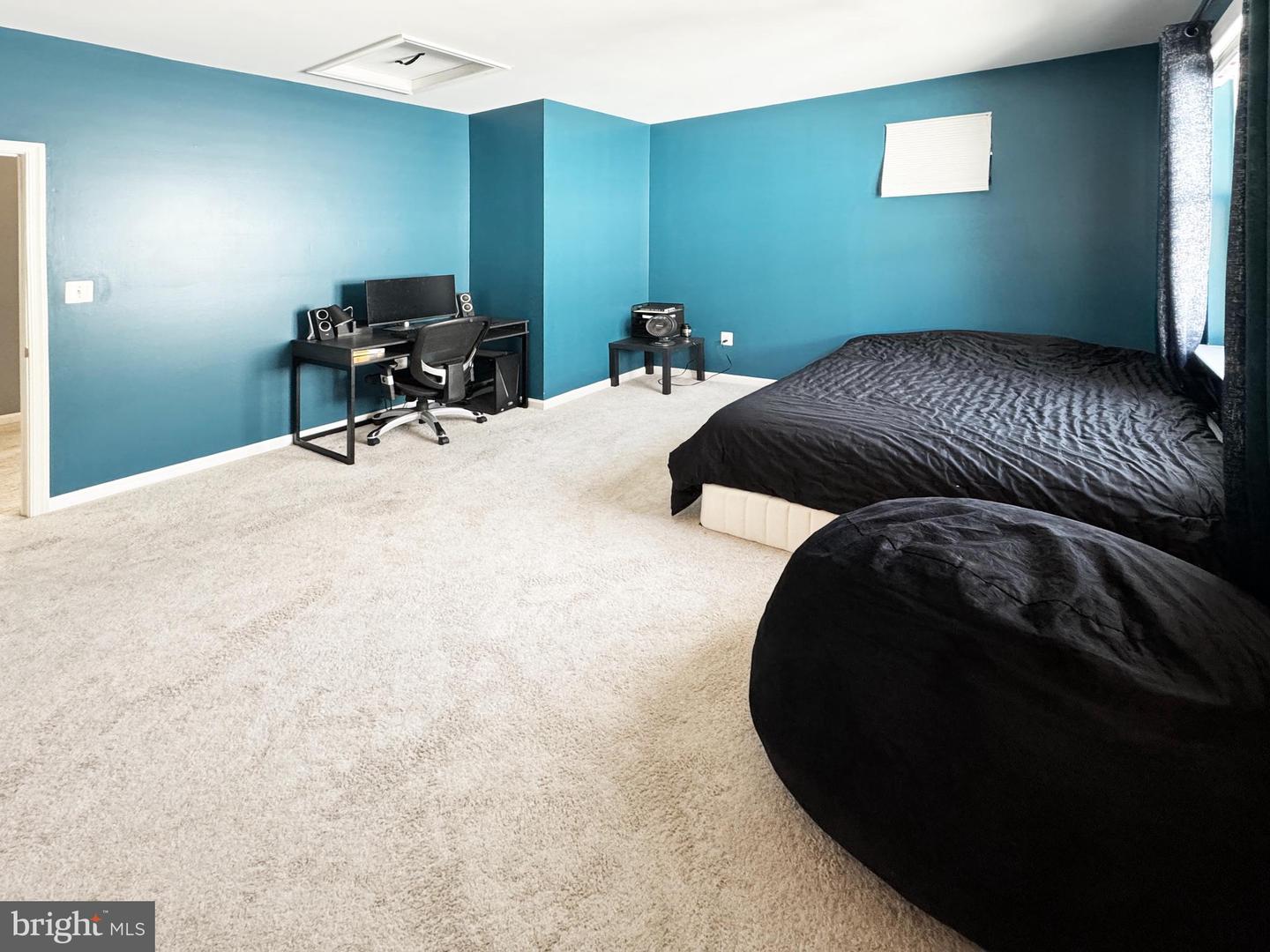 17571 LETHRIDGE CIR, ROUND HILL, Virginia 20141, 5 Bedrooms Bedrooms, 1 Room Rooms,4 BathroomsBathrooms,Residential,For sale,17571 LETHRIDGE CIR,VALO2108446 MLS # VALO2108446