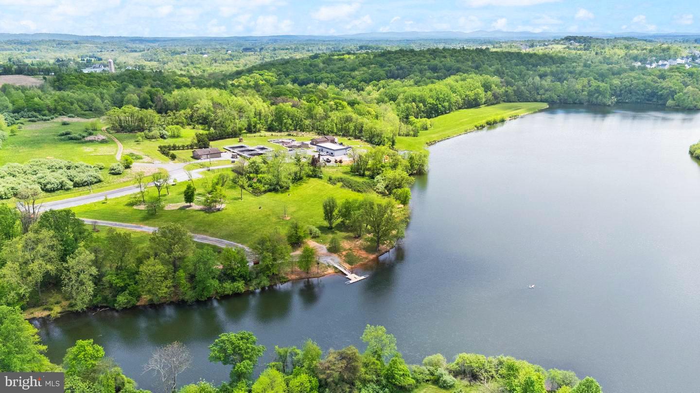 17571 LETHRIDGE CIR, ROUND HILL, Virginia 20141, 5 Bedrooms Bedrooms, 1 Room Rooms,4 BathroomsBathrooms,Residential,For sale,17571 LETHRIDGE CIR,VALO2108446 MLS # VALO2108446