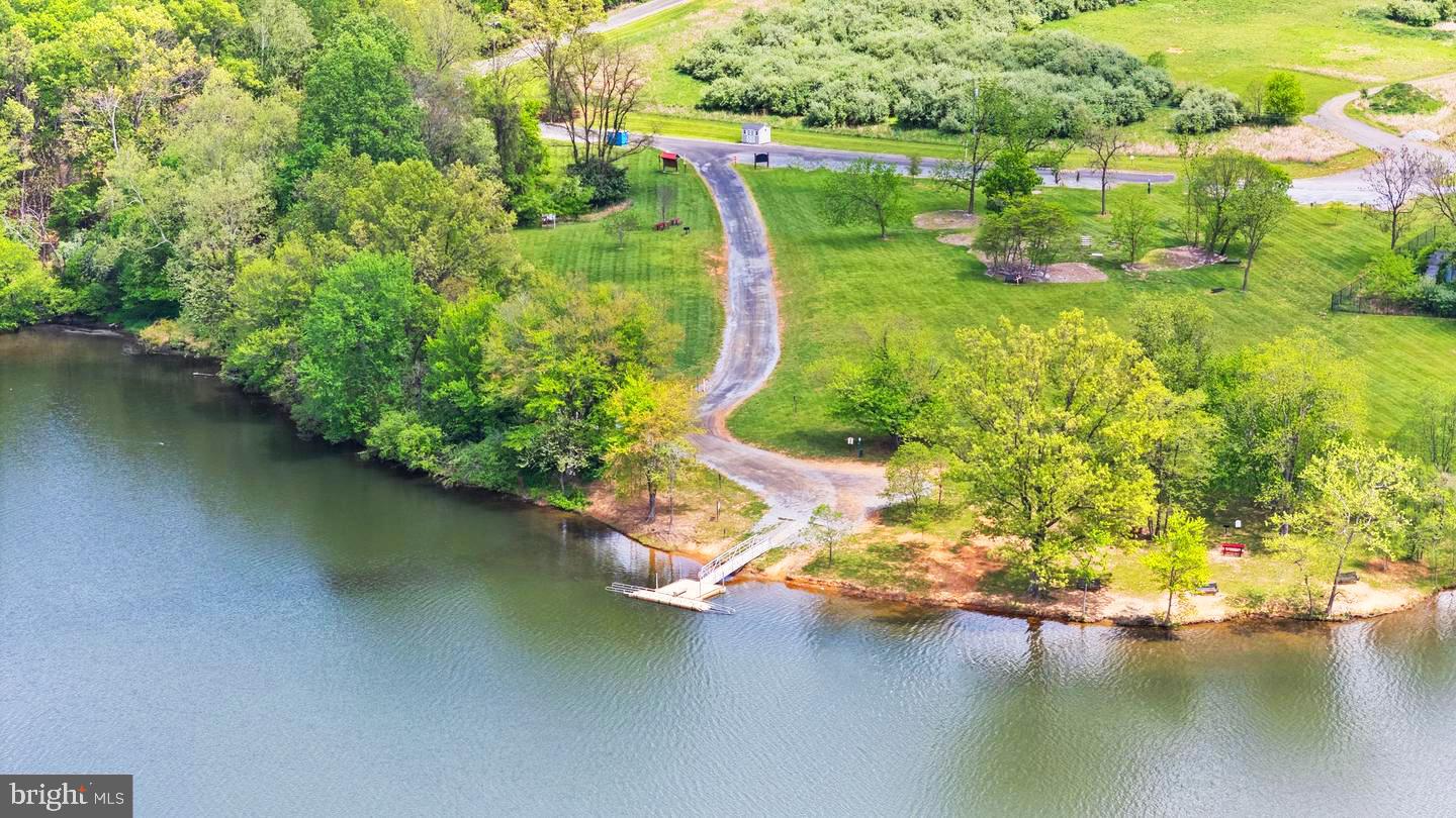 17571 LETHRIDGE CIR, ROUND HILL, Virginia 20141, 5 Bedrooms Bedrooms, 1 Room Rooms,4 BathroomsBathrooms,Residential,For sale,17571 LETHRIDGE CIR,VALO2108446 MLS # VALO2108446