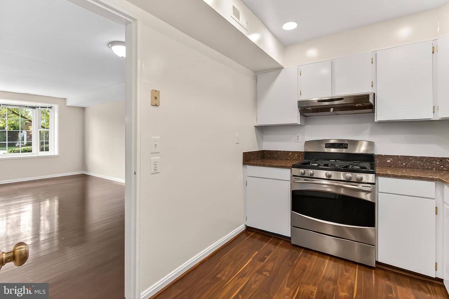 3827 KELLER AVE, ALEXANDRIA, Virginia 22302, 2 Bedrooms Bedrooms, ,1 BathroomBathrooms,Residential,For sale,3827 KELLER AVE,VAAX2050634 MLS # VAAX2050634