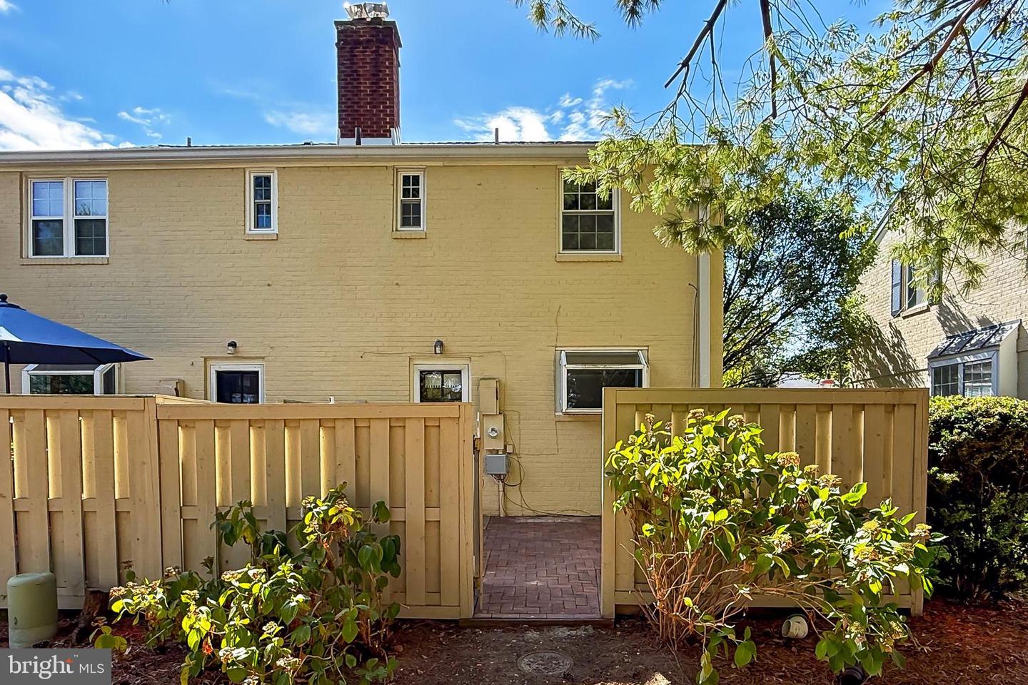 3827 KELLER AVE, ALEXANDRIA, Virginia 22302, 2 Bedrooms Bedrooms, ,1 BathroomBathrooms,Residential,For sale,3827 KELLER AVE,VAAX2050634 MLS # VAAX2050634