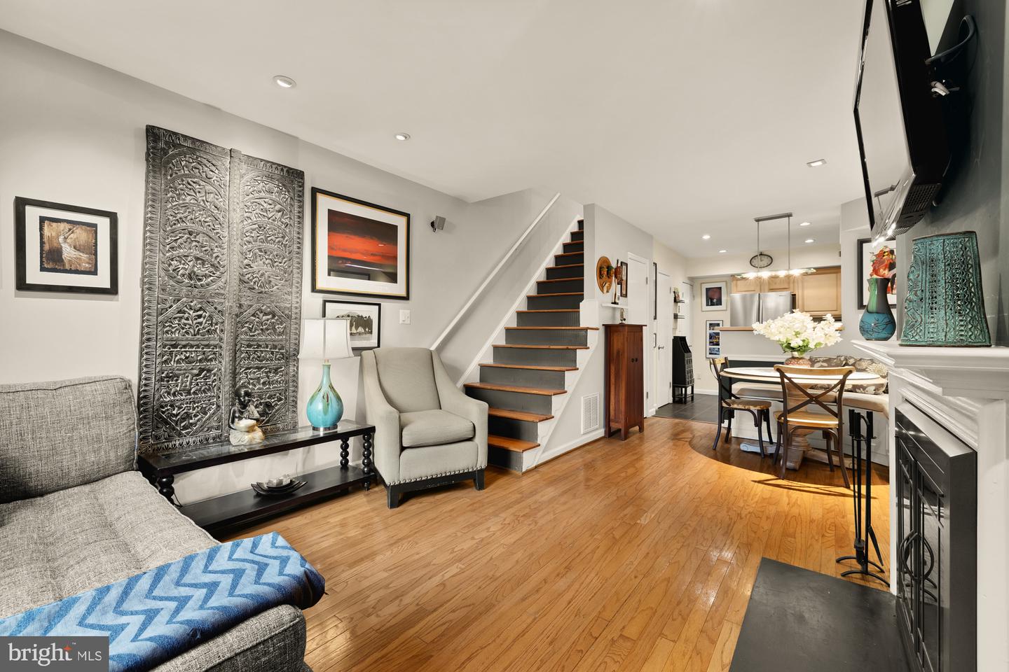 1715 15TH ST NW #44, WASHINGTON, District Of Columbia 20009, 1 Bedroom Bedrooms, ,1 BathroomBathrooms,Residential,For sale,1715 15TH ST NW #44,DCDC2226042 MLS # DCDC2226042