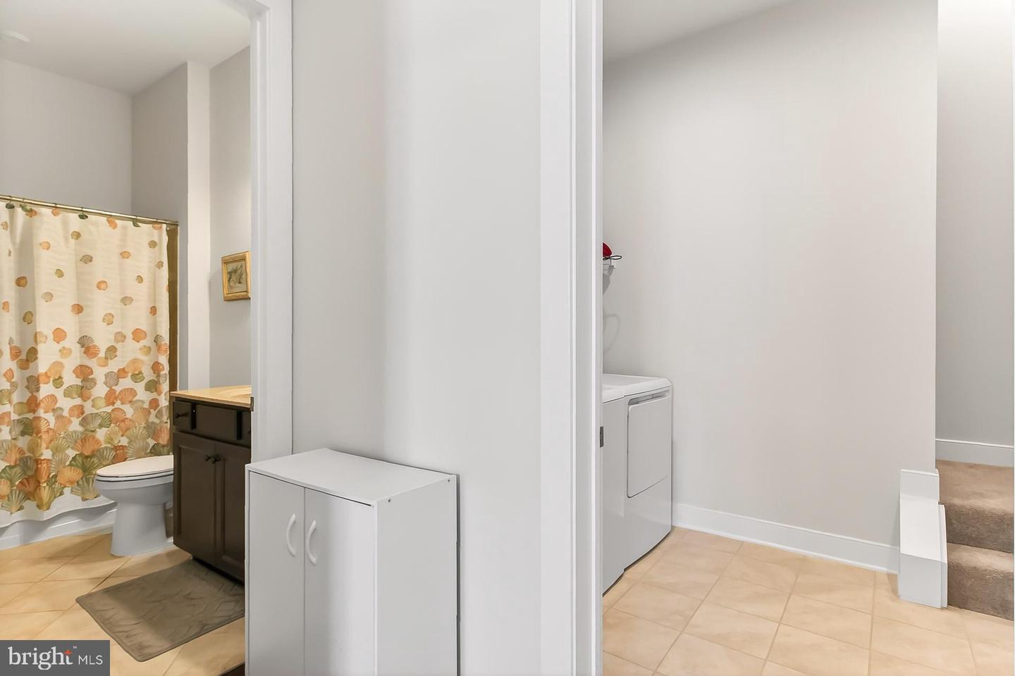 42783 FIREFLY SONATA TER, ASHBURN, Virginia 20148, 2 Bedrooms Bedrooms, ,3 BathroomsBathrooms,Residential,For sale,42783 FIREFLY SONATA TER,VALO2108470 MLS # VALO2108470