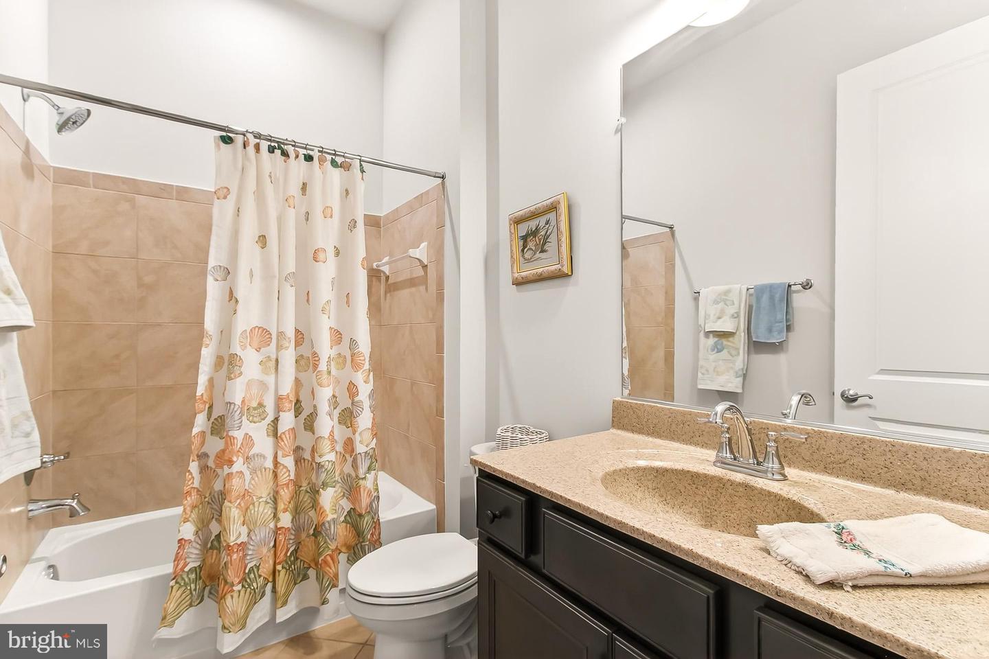 42783 FIREFLY SONATA TER, ASHBURN, Virginia 20148, 2 Bedrooms Bedrooms, ,3 BathroomsBathrooms,Residential,For sale,42783 FIREFLY SONATA TER,VALO2108470 MLS # VALO2108470