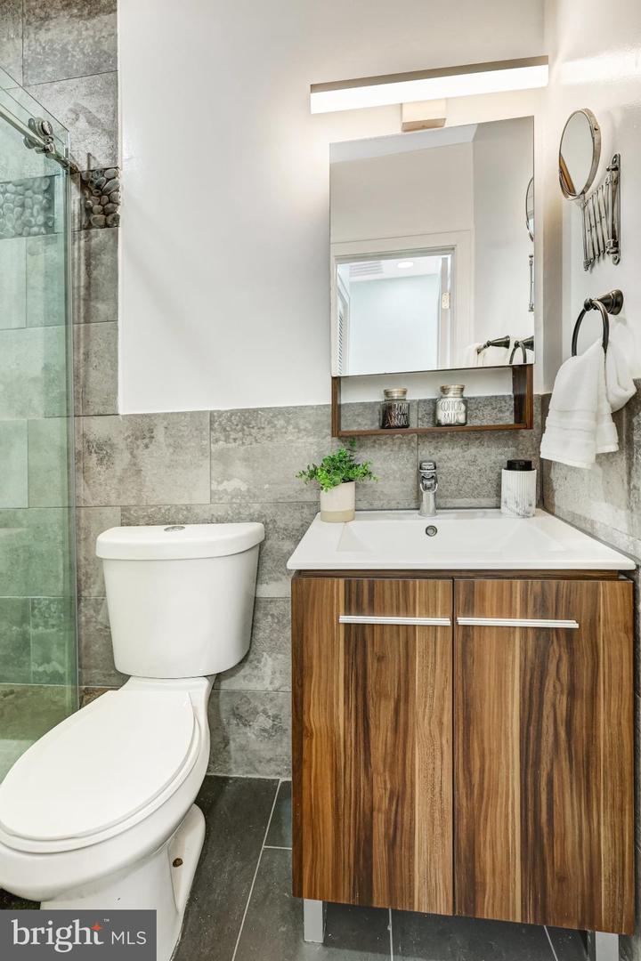 1113 HOLBROOK TER NE, WASHINGTON, District Of Columbia 20002, 2 Bedrooms Bedrooms, 8 Rooms Rooms,1 BathroomBathrooms,Residential,For sale,1113 HOLBROOK TER NE,DCDC2226092 MLS # DCDC2226092