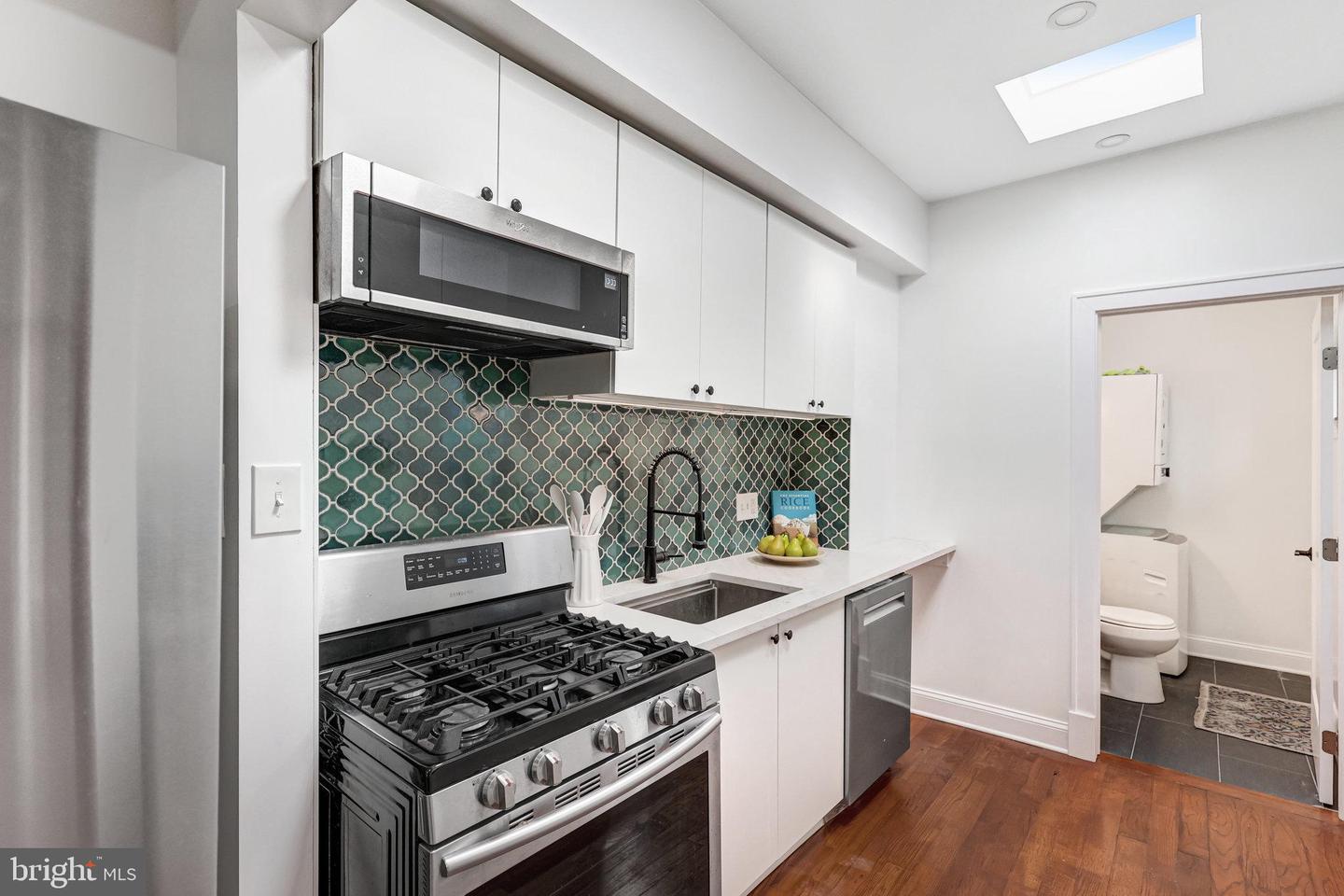 1113 HOLBROOK TER NE, WASHINGTON, District Of Columbia 20002, 2 Bedrooms Bedrooms, 8 Rooms Rooms,1 BathroomBathrooms,Residential,For sale,1113 HOLBROOK TER NE,DCDC2226092 MLS # DCDC2226092