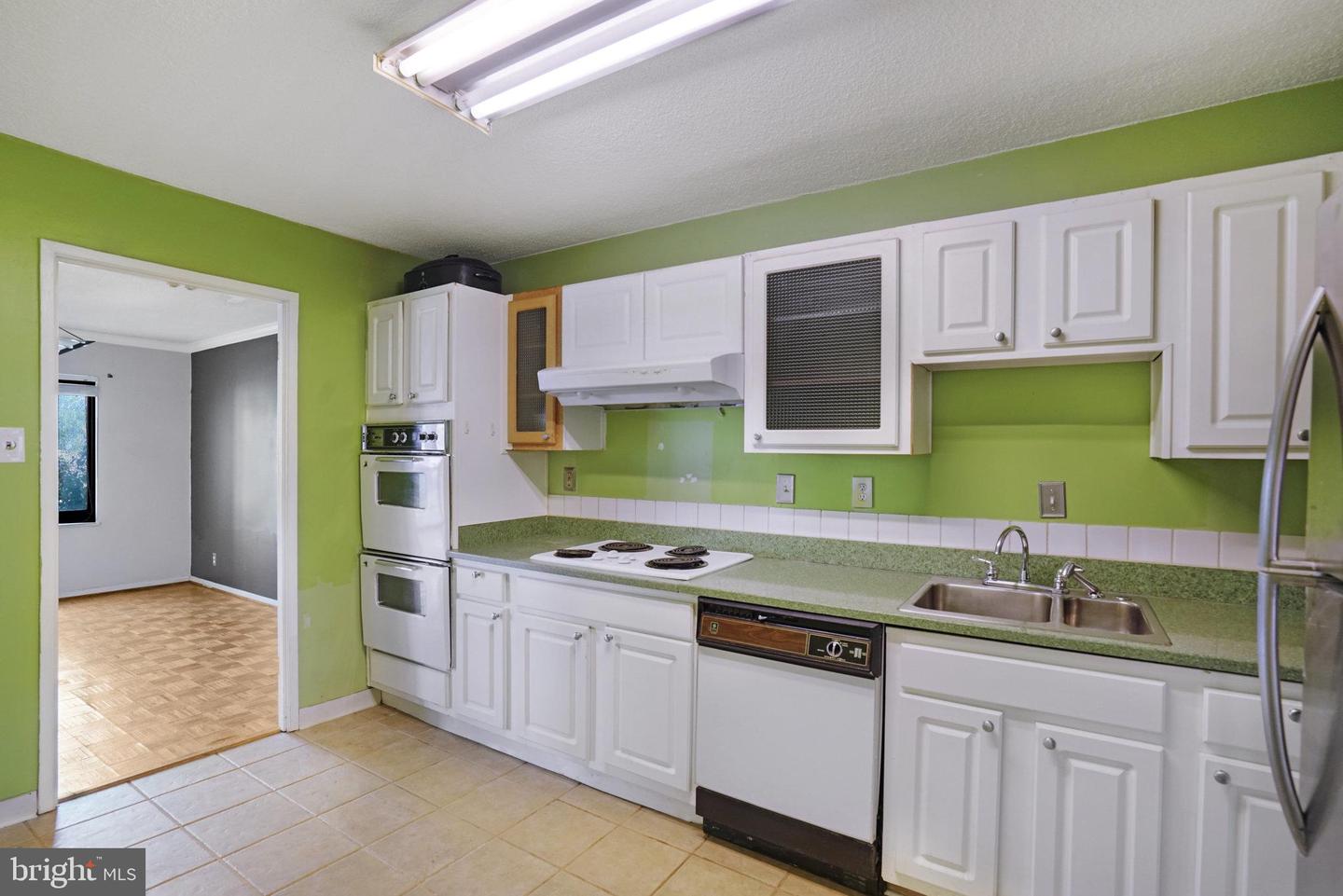 205 YOAKUM PKWY #223, ALEXANDRIA, Virginia 22304, 2 Bedrooms Bedrooms, ,2 BathroomsBathrooms,Residential,For sale,205 YOAKUM PKWY #223,VAAX2050648 MLS # VAAX2050648