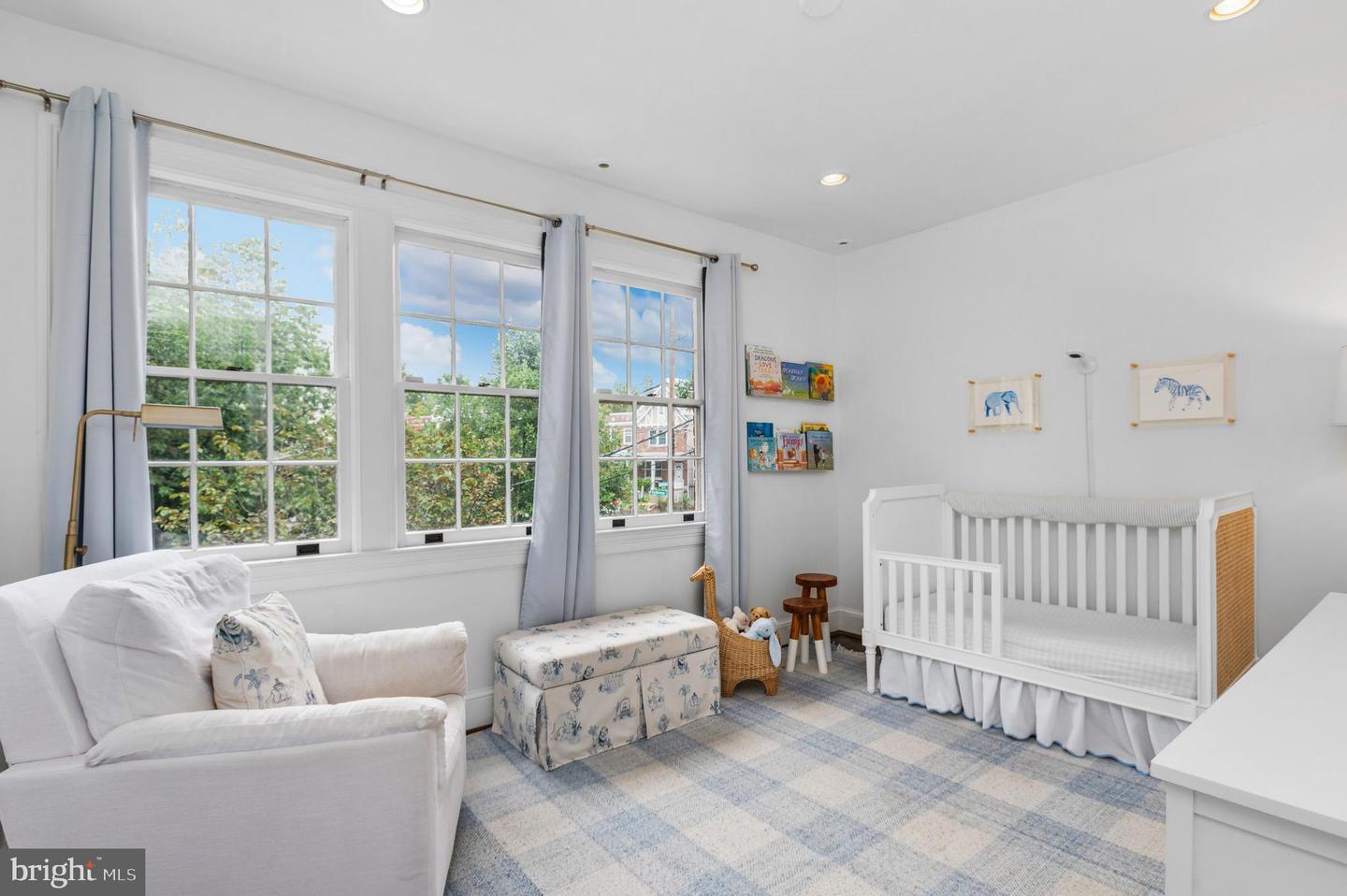 3762 BENTON ST NW, WASHINGTON, District Of Columbia 20007, 3 Bedrooms Bedrooms, ,3 BathroomsBathrooms,Residential,For sale,3762 BENTON ST NW,DCDC2226124 MLS # DCDC2226124