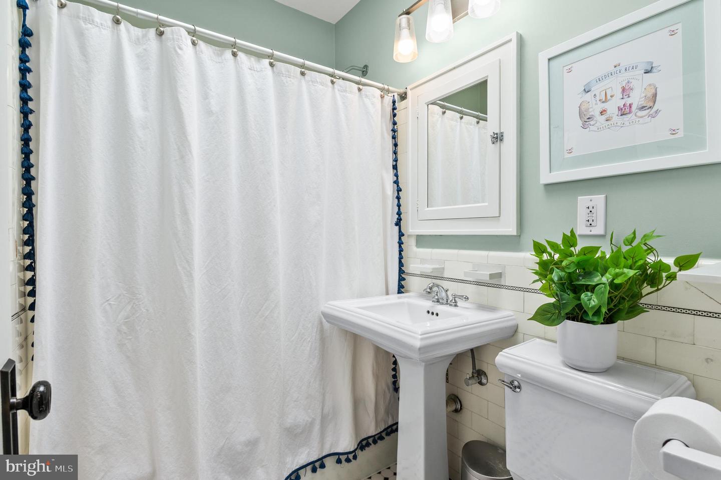 3762 BENTON ST NW, WASHINGTON, District Of Columbia 20007, 3 Bedrooms Bedrooms, ,3 BathroomsBathrooms,Residential,For sale,3762 BENTON ST NW,DCDC2226124 MLS # DCDC2226124