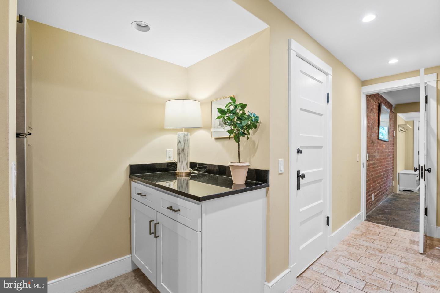 3762 BENTON ST NW, WASHINGTON, District Of Columbia 20007, 3 Bedrooms Bedrooms, ,3 BathroomsBathrooms,Residential,For sale,3762 BENTON ST NW,DCDC2226124 MLS # DCDC2226124