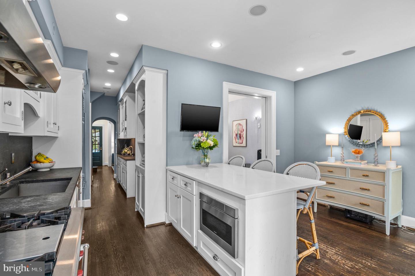 3762 BENTON ST NW, WASHINGTON, District Of Columbia 20007, 3 Bedrooms Bedrooms, ,3 BathroomsBathrooms,Residential,For sale,3762 BENTON ST NW,DCDC2226124 MLS # DCDC2226124