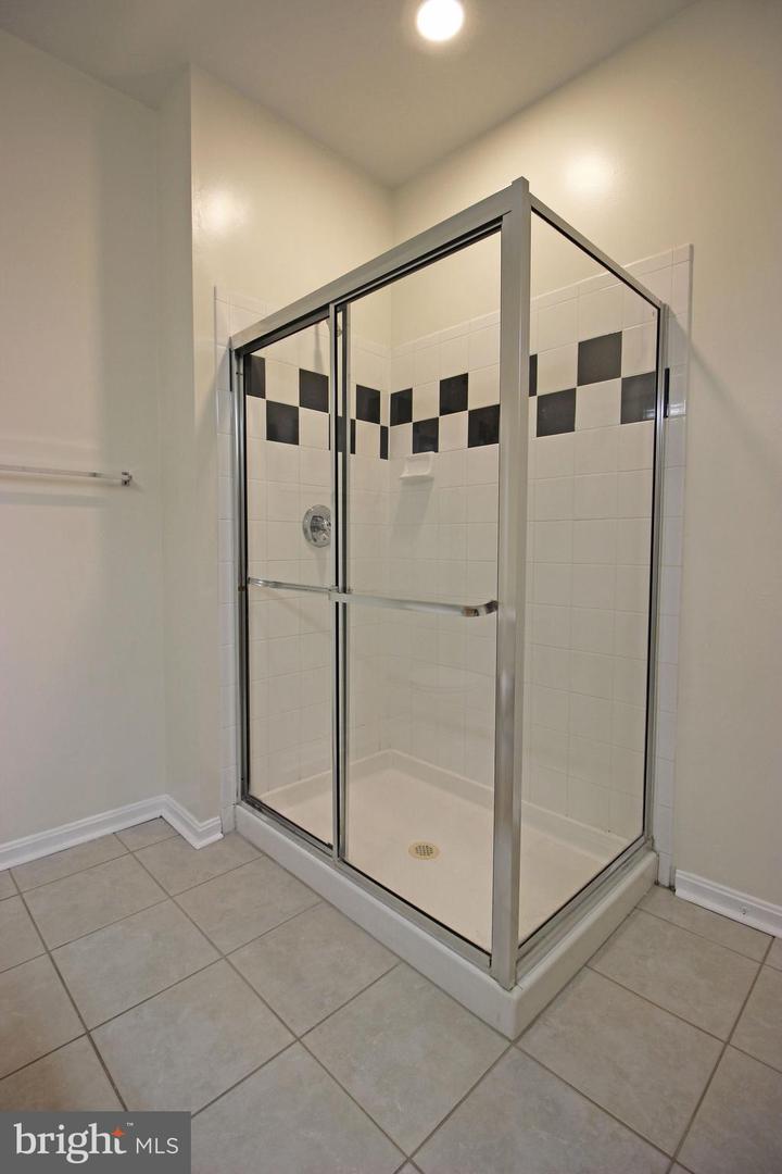 9486 VIRGINIA CENTER BLVD #203, VIENNA, Virginia 22181, 2 Bedrooms Bedrooms, ,2 BathroomsBathrooms,Residential,For sale,9486 VIRGINIA CENTER BLVD #203,VAFX2273384 MLS # VAFX2273384