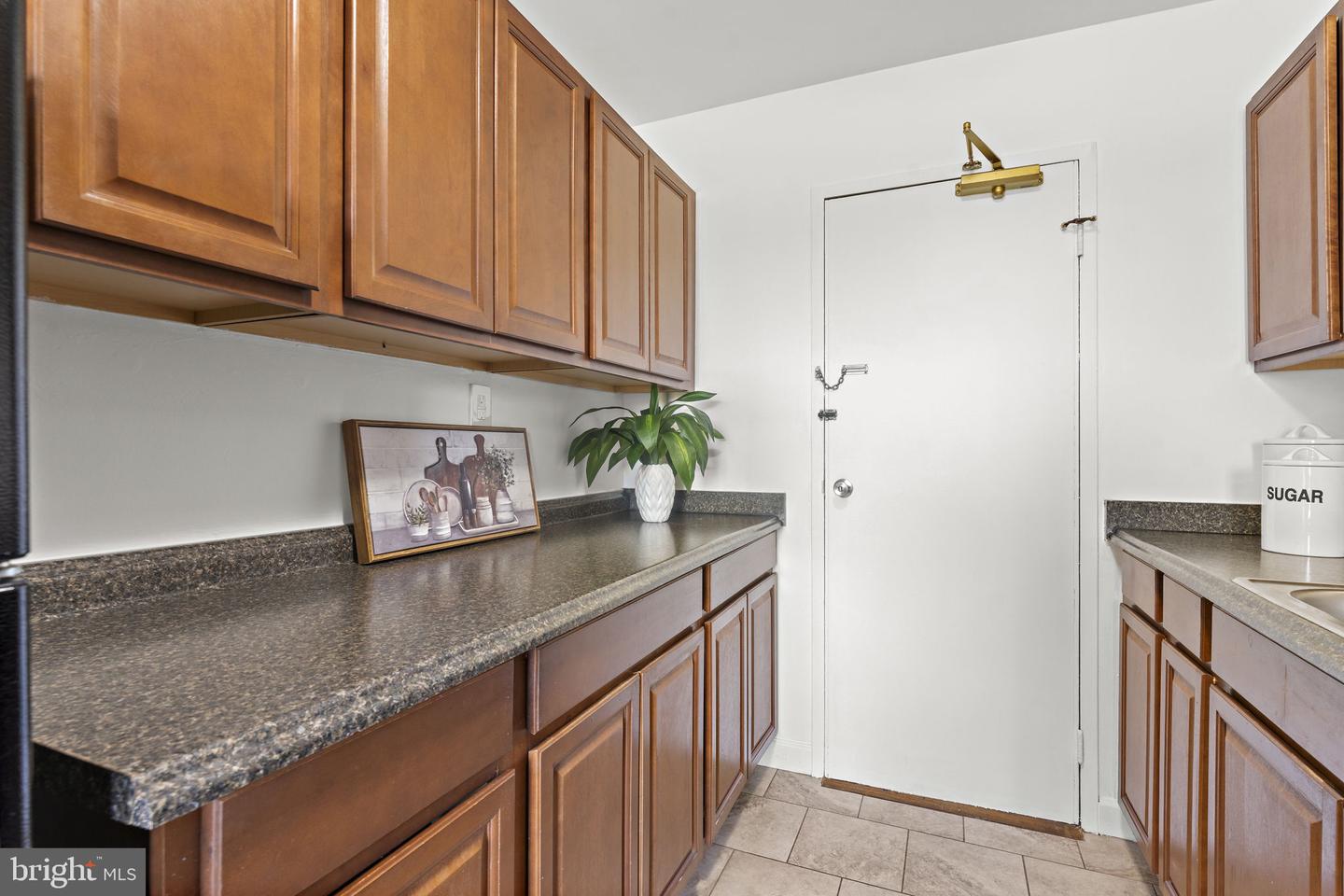 6641 WAKEFIELD DR #506, ALEXANDRIA, Virginia 22307, 1 Bedroom Bedrooms, ,1 BathroomBathrooms,Residential,For sale,6641 WAKEFIELD DR #506,VAFX2273598 MLS # VAFX2273598