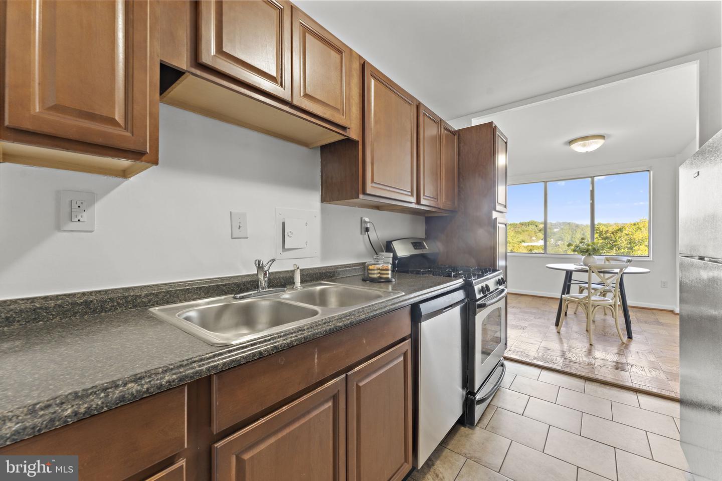 6641 WAKEFIELD DR #506, ALEXANDRIA, Virginia 22307, 1 Bedroom Bedrooms, ,1 BathroomBathrooms,Residential,For sale,6641 WAKEFIELD DR #506,VAFX2273598 MLS # VAFX2273598