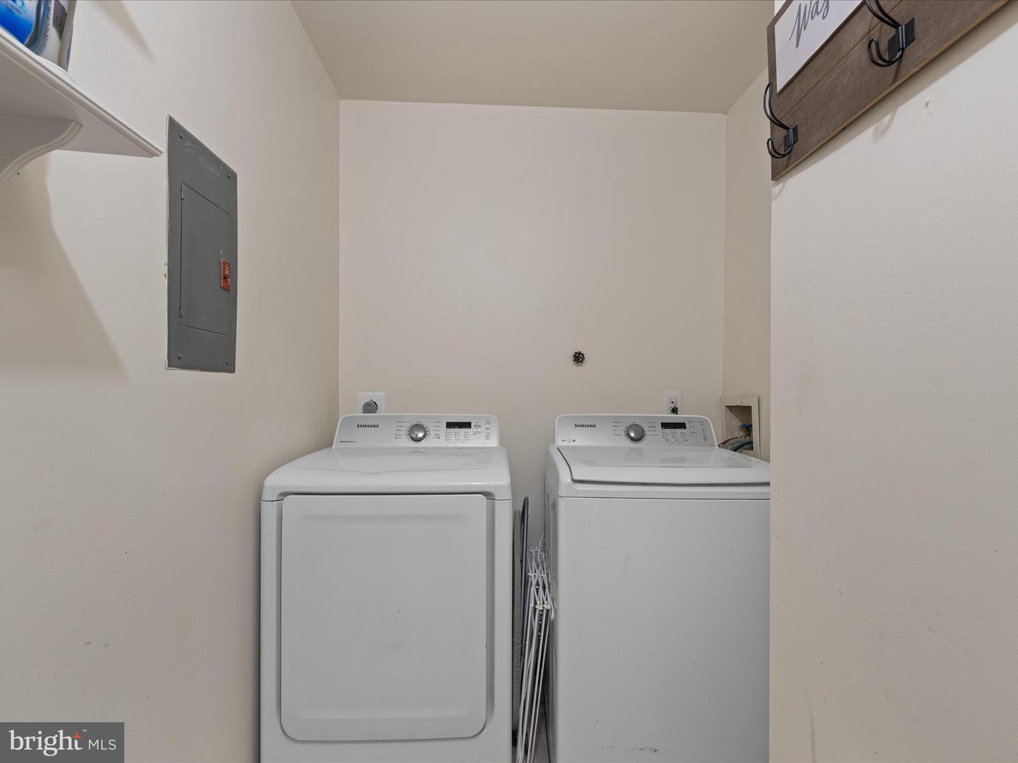 12030 CARDAMOM DR #12030, WOODBRIDGE, Virginia 22192, 2 Bedrooms Bedrooms, 7 Rooms Rooms,1 BathroomBathrooms,Residential,For sale,12030 CARDAMOM DR #12030,VAPW2105736 MLS # VAPW2105736