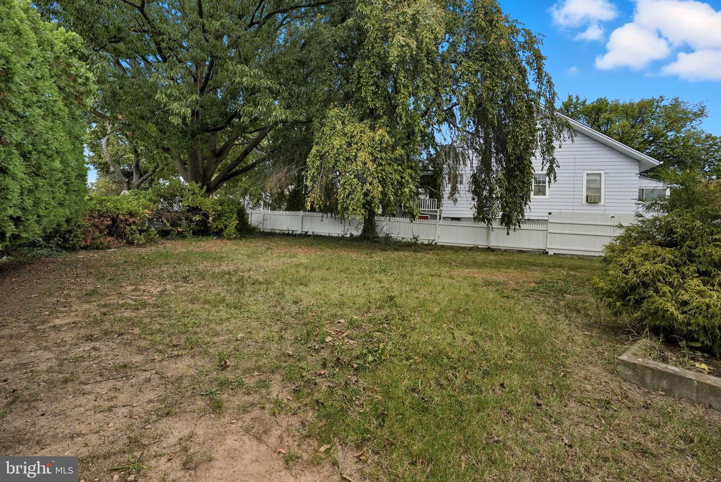 1319 DECATUR ST NW, WASHINGTON, District Of Columbia 20011, 4 Bedrooms Bedrooms, ,3 BathroomsBathrooms,Residential,For sale,1319 DECATUR ST NW,DCDC2226420 MLS # DCDC2226420