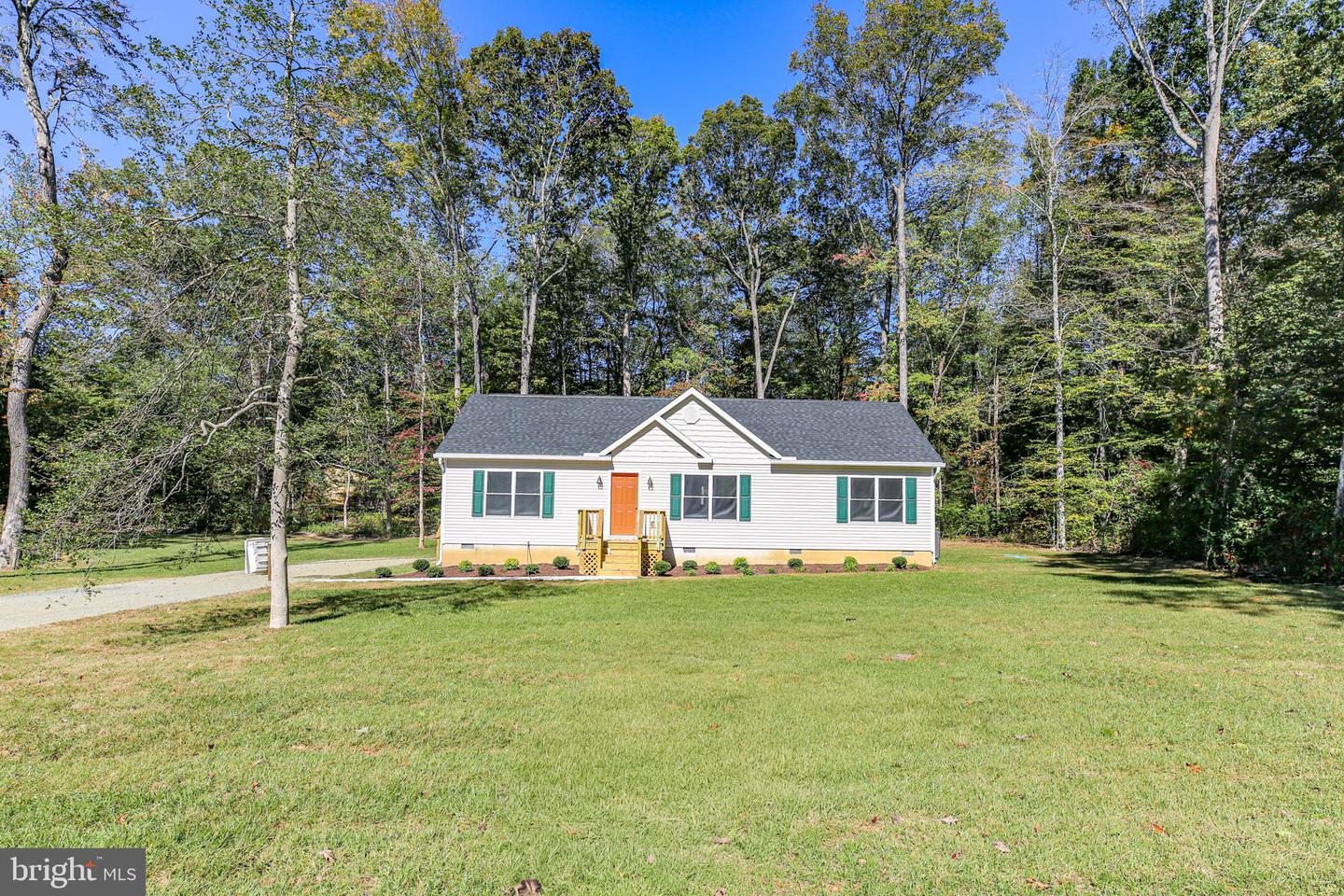 22 BREEZY HILL DR, STAFFORD, Virginia 22556, 3 Bedrooms Bedrooms, ,2 BathroomsBathrooms,Residential,For sale,22 BREEZY HILL DR,VAST2043418 MLS # VAST2043418