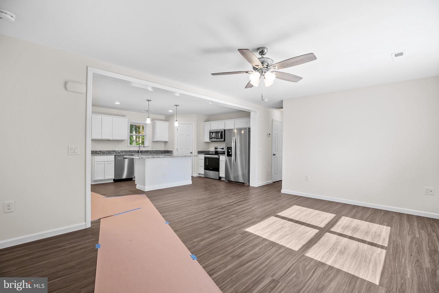22 BREEZY HILL DR, STAFFORD, Virginia 22556, 3 Bedrooms Bedrooms, ,2 BathroomsBathrooms,Residential,For sale,22 BREEZY HILL DR,VAST2043418 MLS # VAST2043418