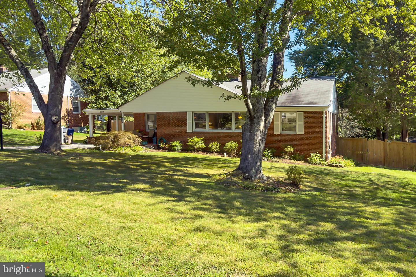 3445 UPSIDE CT, FALLS CHURCH, Virginia 22042, 3 Bedrooms Bedrooms, ,2 BathroomsBathrooms,Residential,For sale,3445 UPSIDE CT,VAFX2273782 MLS # VAFX2273782