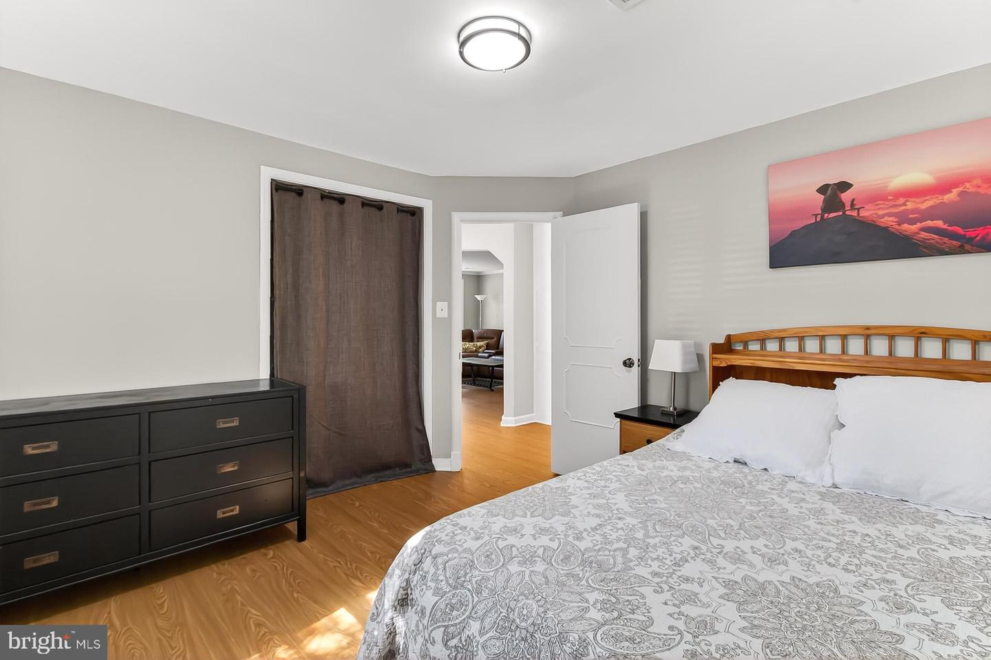 3445 UPSIDE CT, FALLS CHURCH, Virginia 22042, 3 Bedrooms Bedrooms, ,2 BathroomsBathrooms,Residential,For sale,3445 UPSIDE CT,VAFX2273782 MLS # VAFX2273782