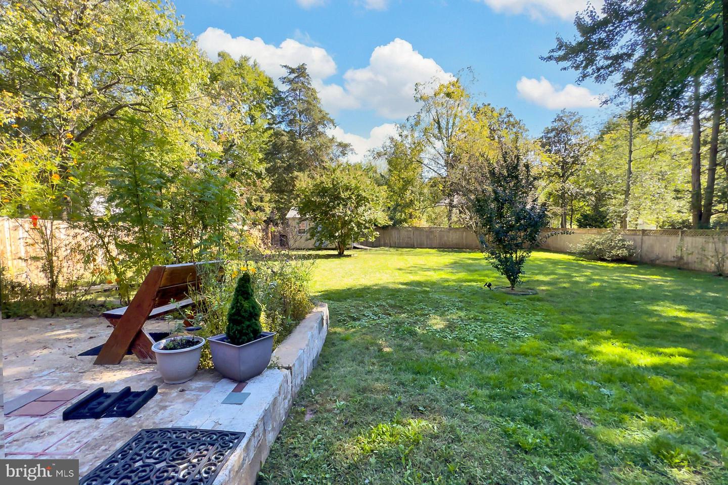 3445 UPSIDE CT, FALLS CHURCH, Virginia 22042, 3 Bedrooms Bedrooms, ,2 BathroomsBathrooms,Residential,For sale,3445 UPSIDE CT,VAFX2273782 MLS # VAFX2273782